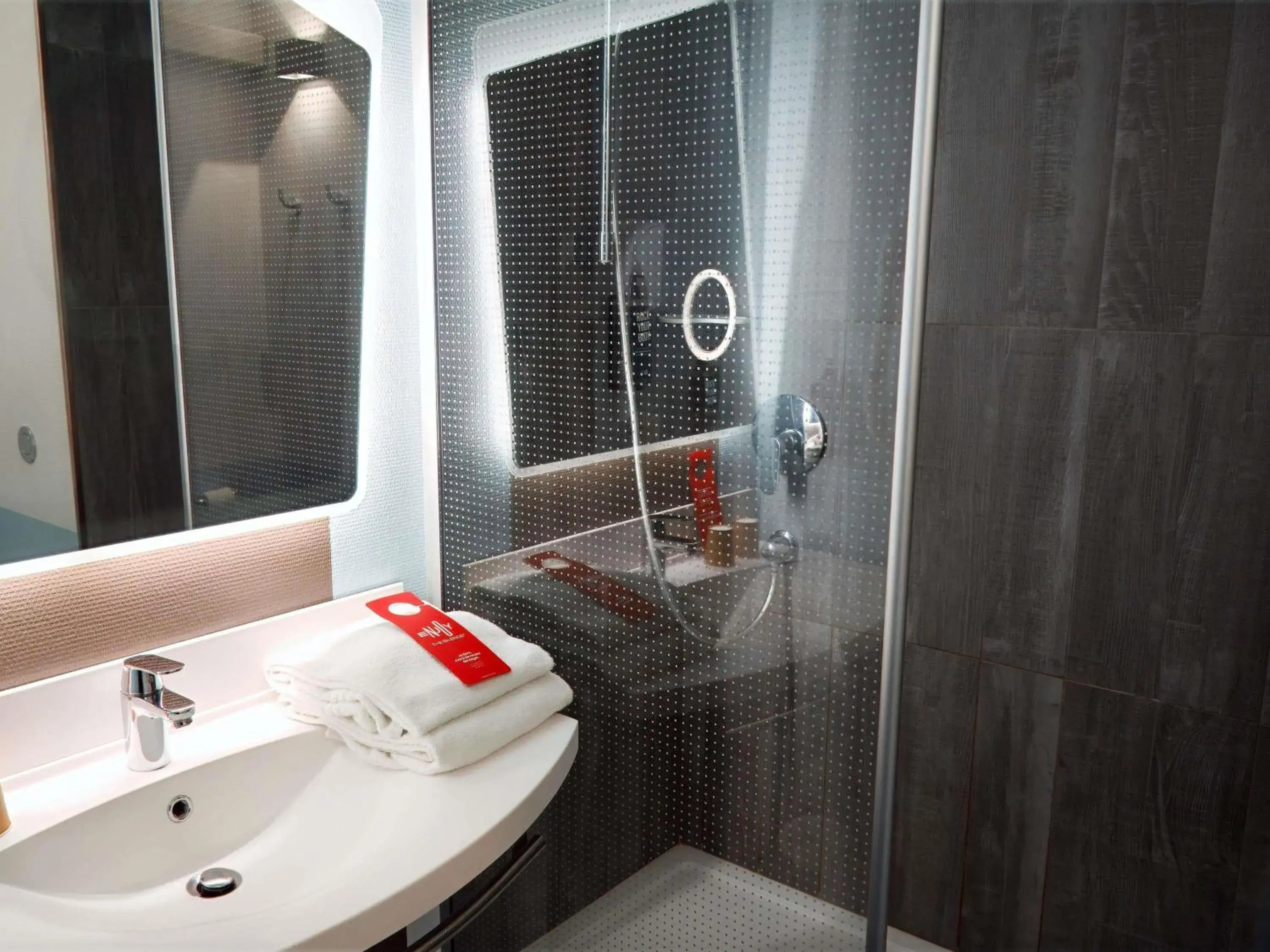 Bedroom in ibis Amboise Bedroom in ibis Amboise