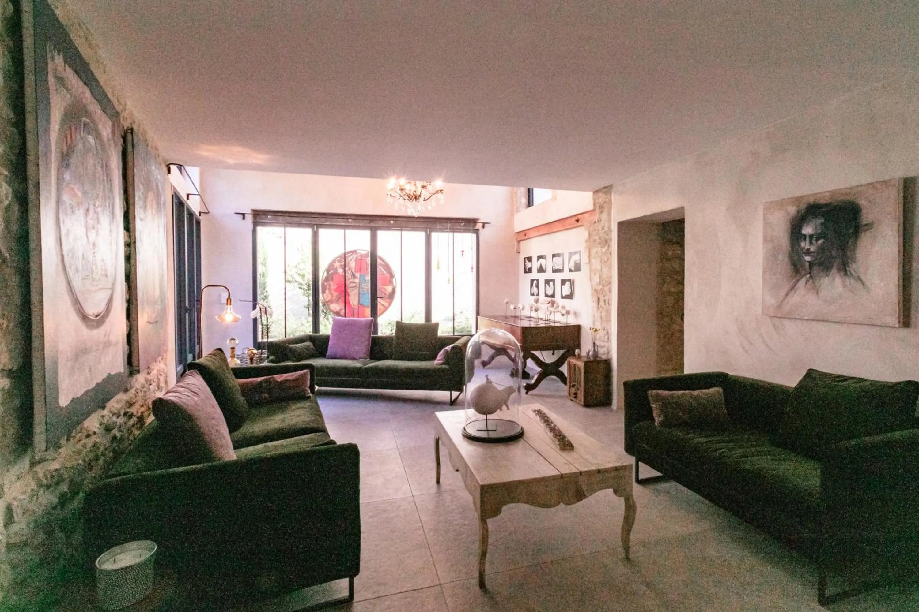 Living room, Seating Area in Gabrielle Jeanne