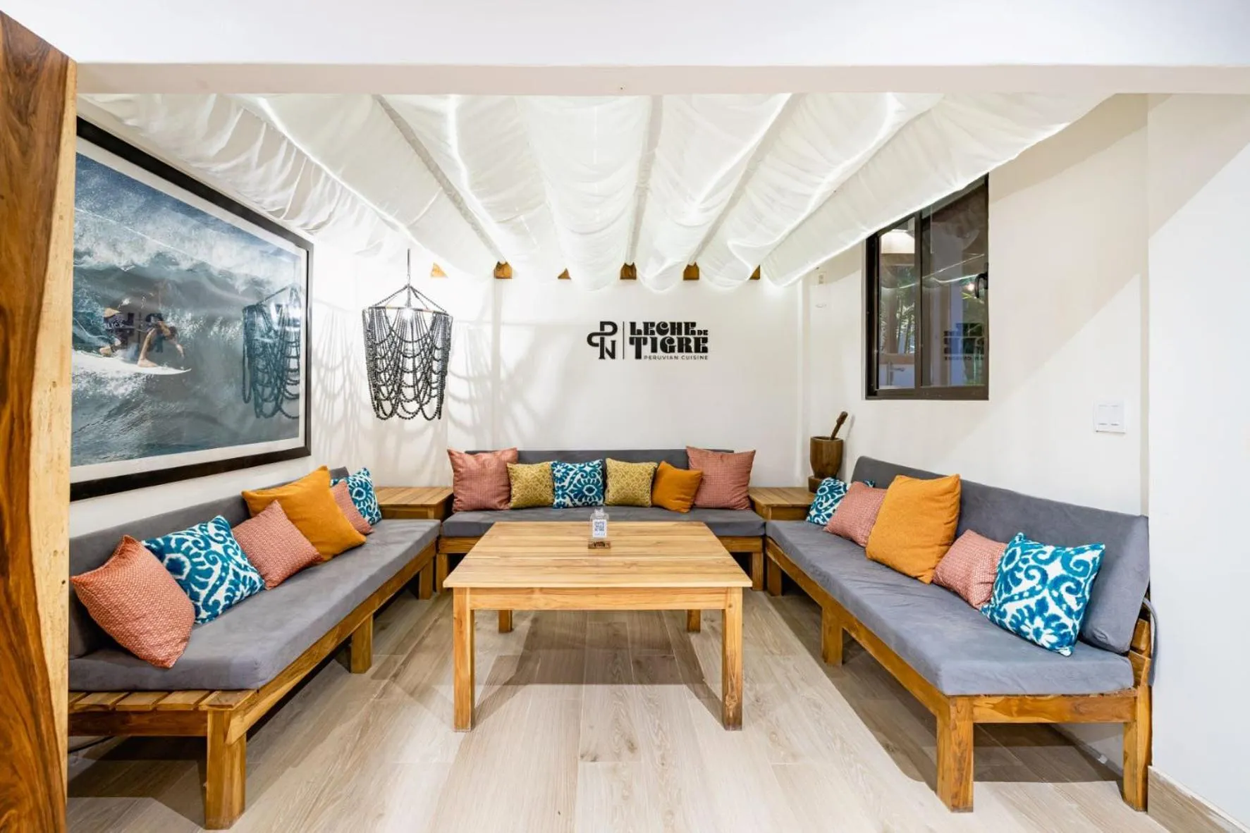 Restaurant/places to eat in Cafe Playa Negra Hotel