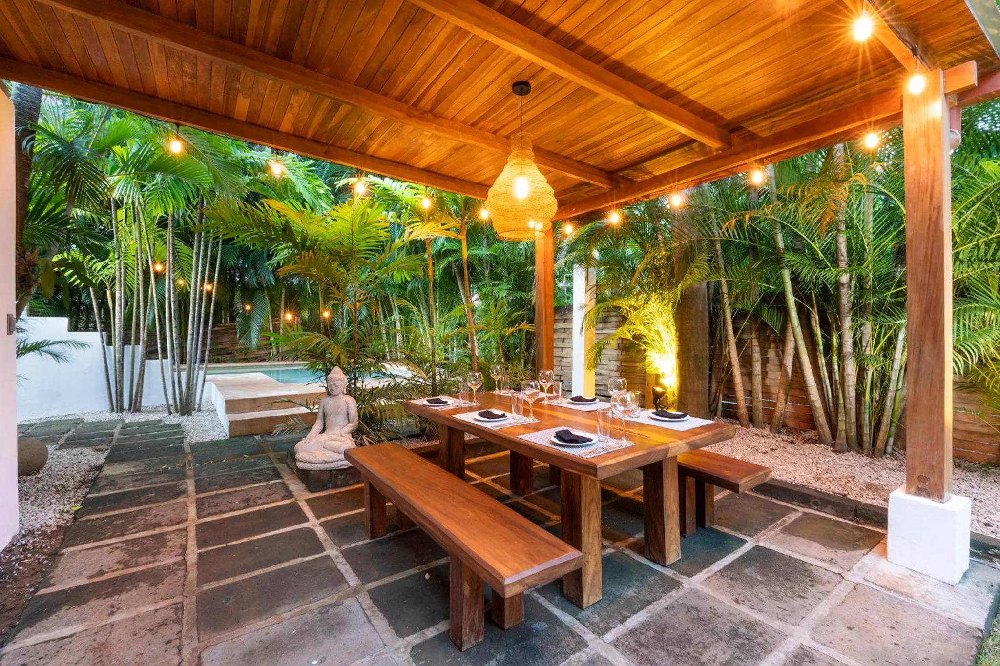 Patio in Cafe Playa Negra Hotel