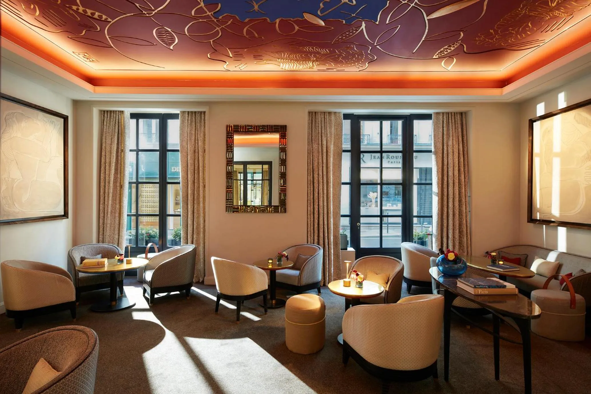 Restaurant/places to eat in Le Burgundy Paris