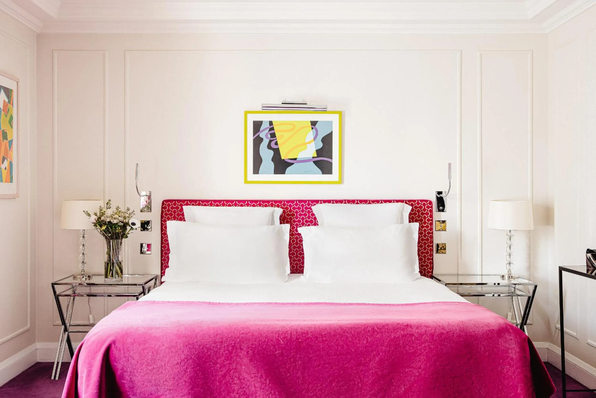 Bed in Le Burgundy Paris