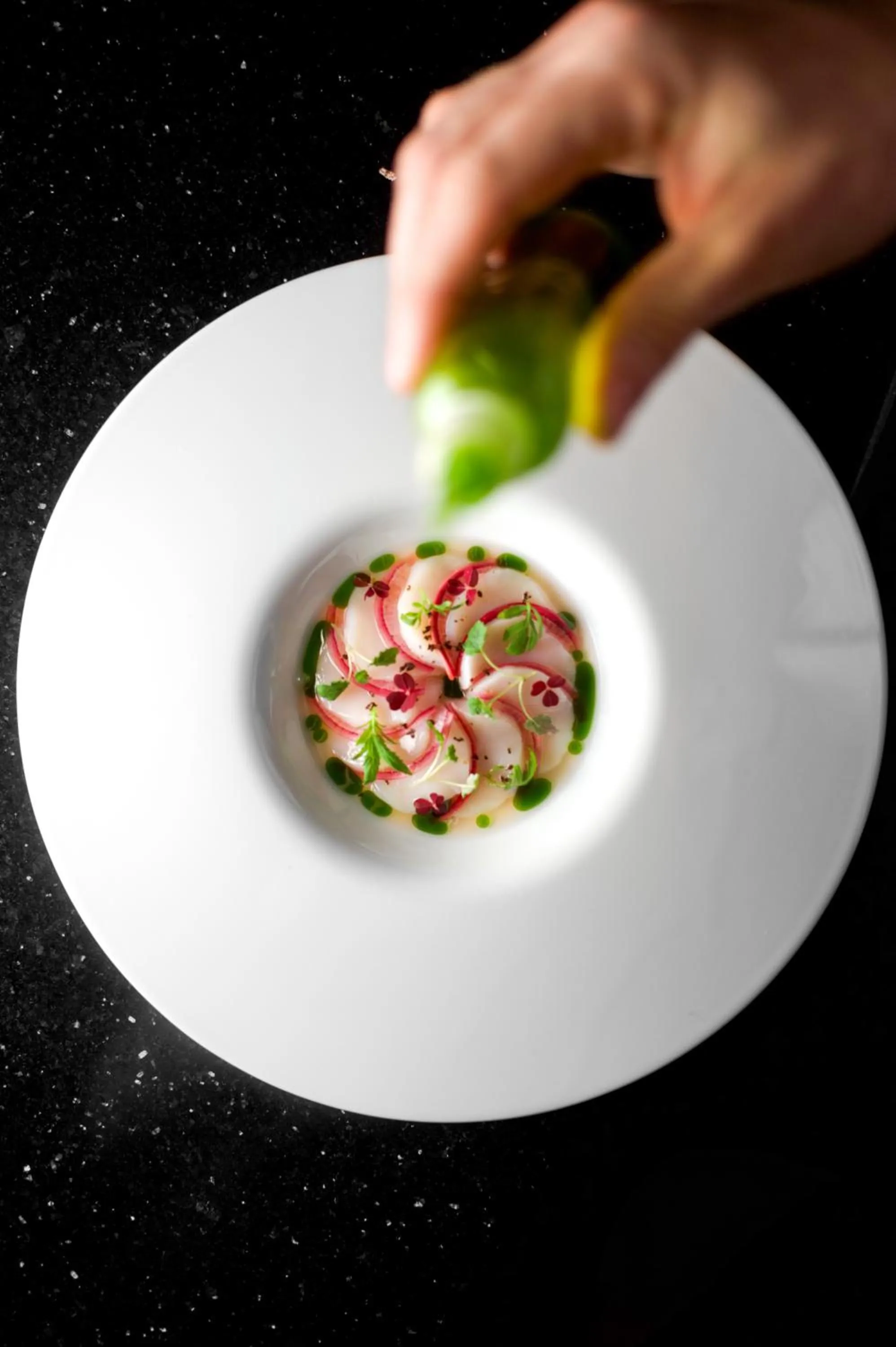 Restaurant/places to eat in Le Burgundy Paris