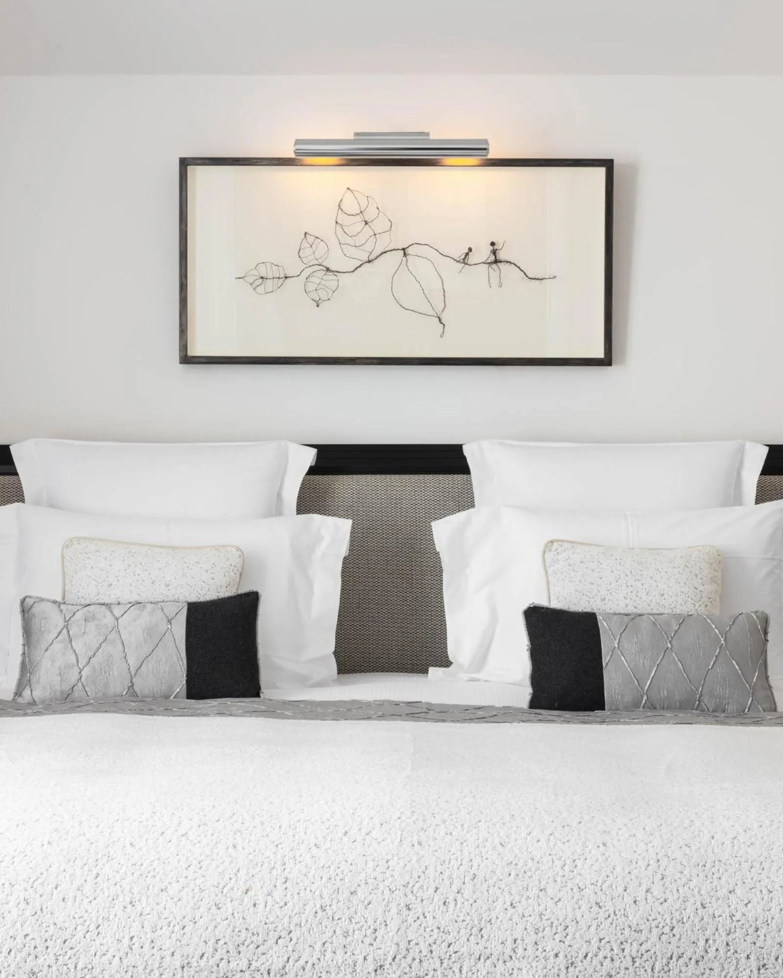 Bed in Le Burgundy Paris