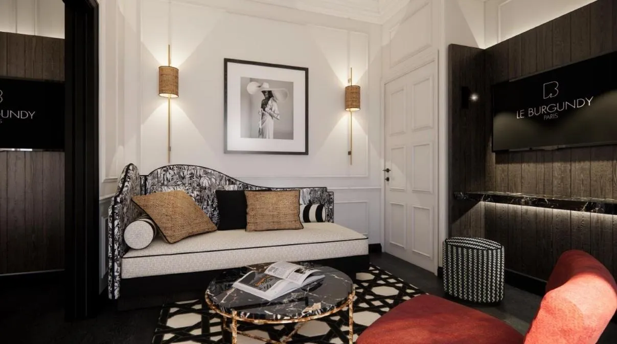 Living room in Le Burgundy Paris