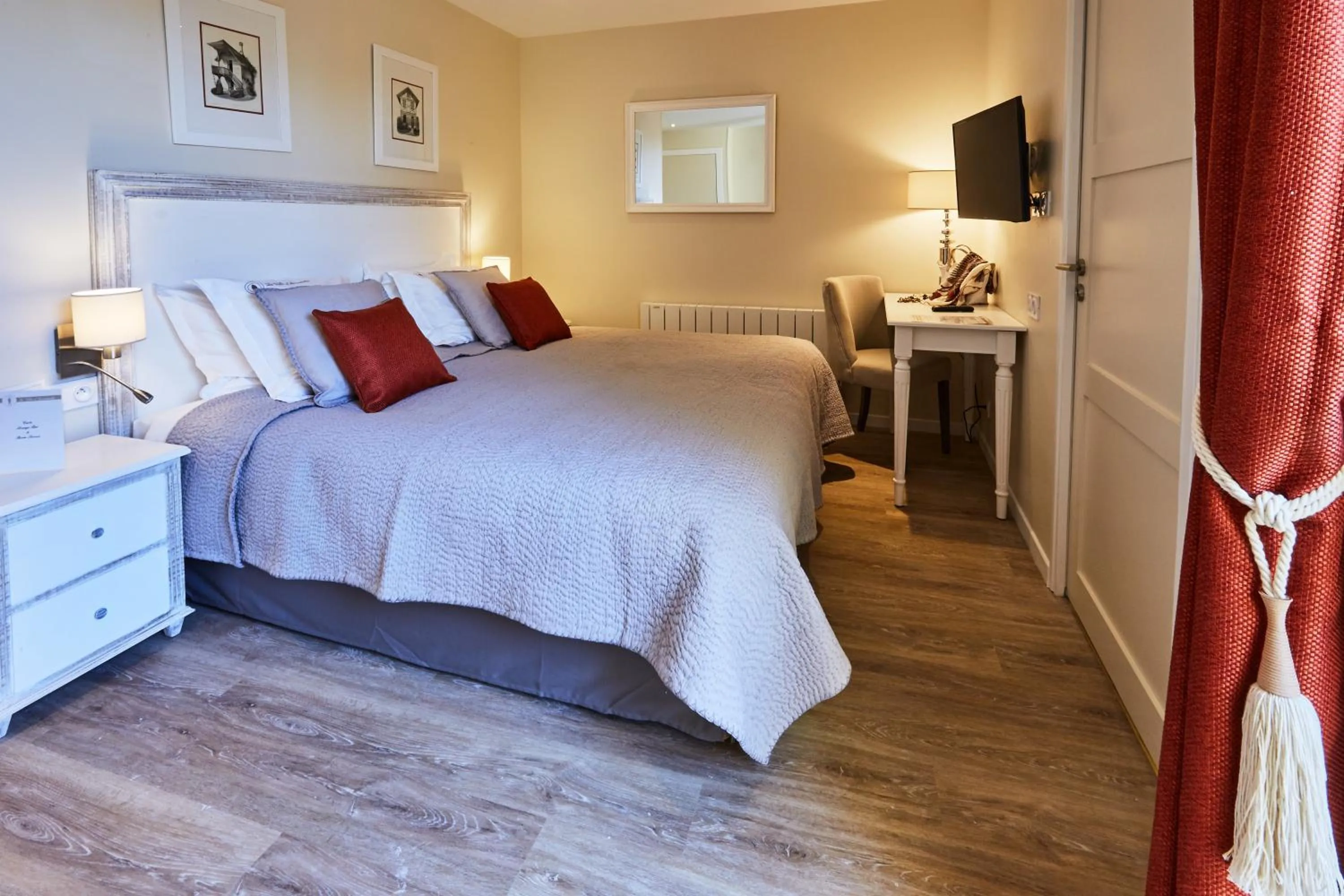 Bed in Les Villas d'Arromanches, Teritoria