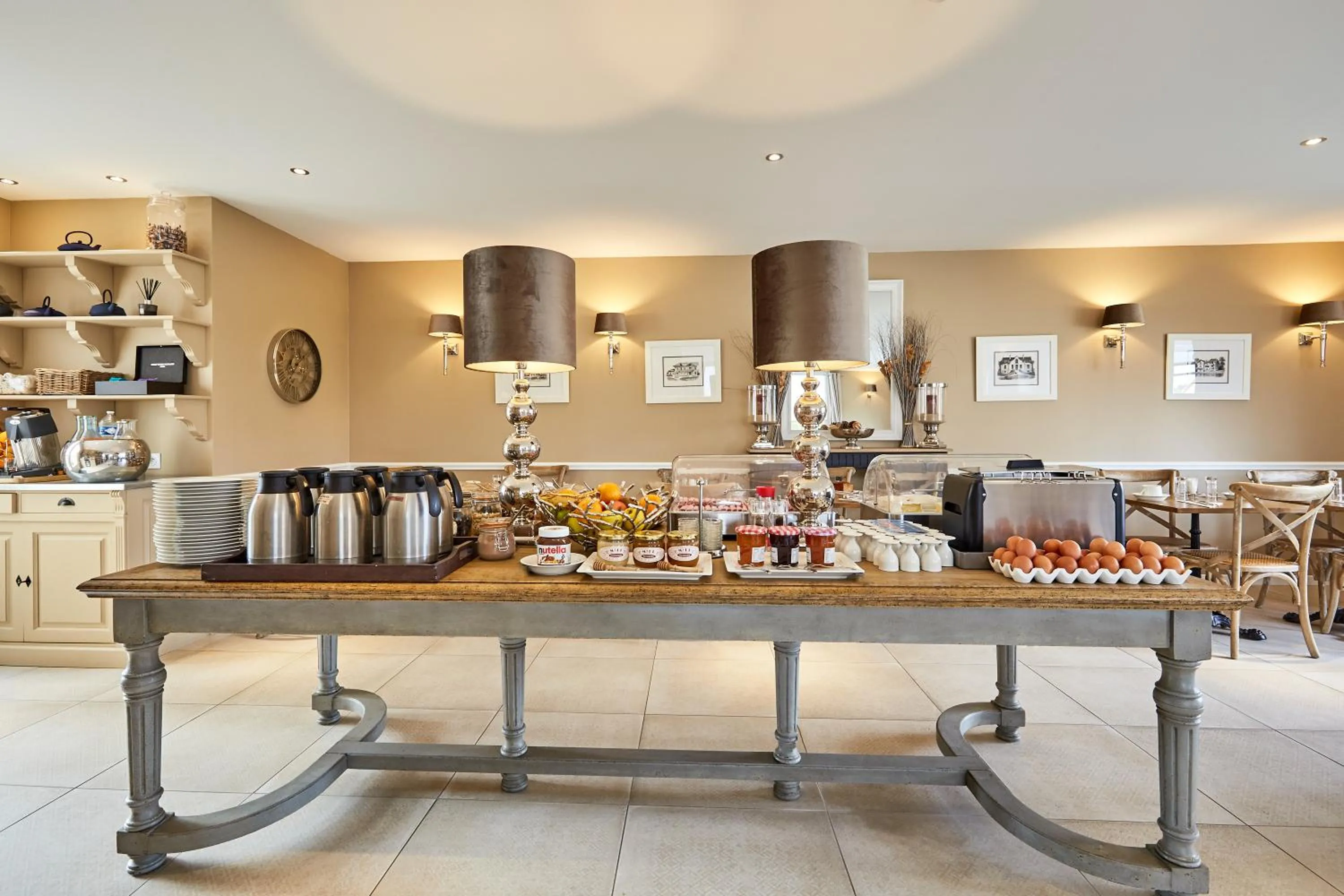 Food in Les Villas d'Arromanches, Teritoria