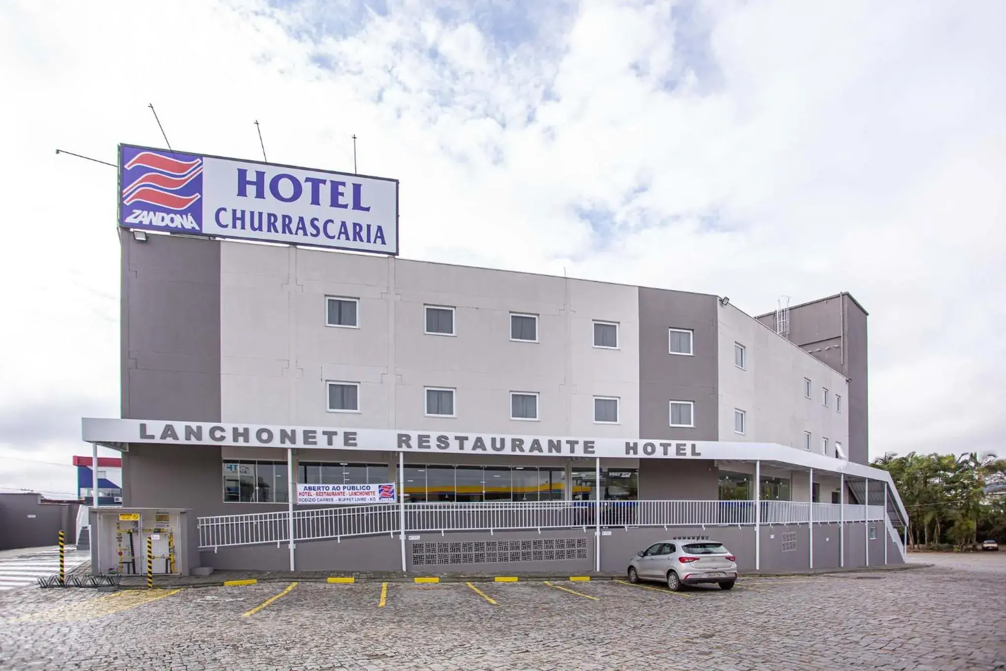 Hotel Zandoná Hotel Zandoná