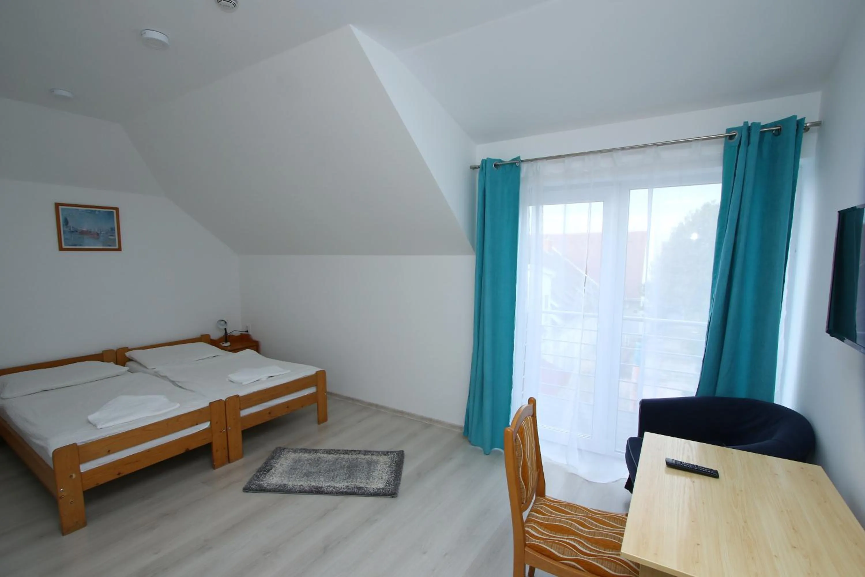 Photo of the whole room, Bed in Hotel Aqua