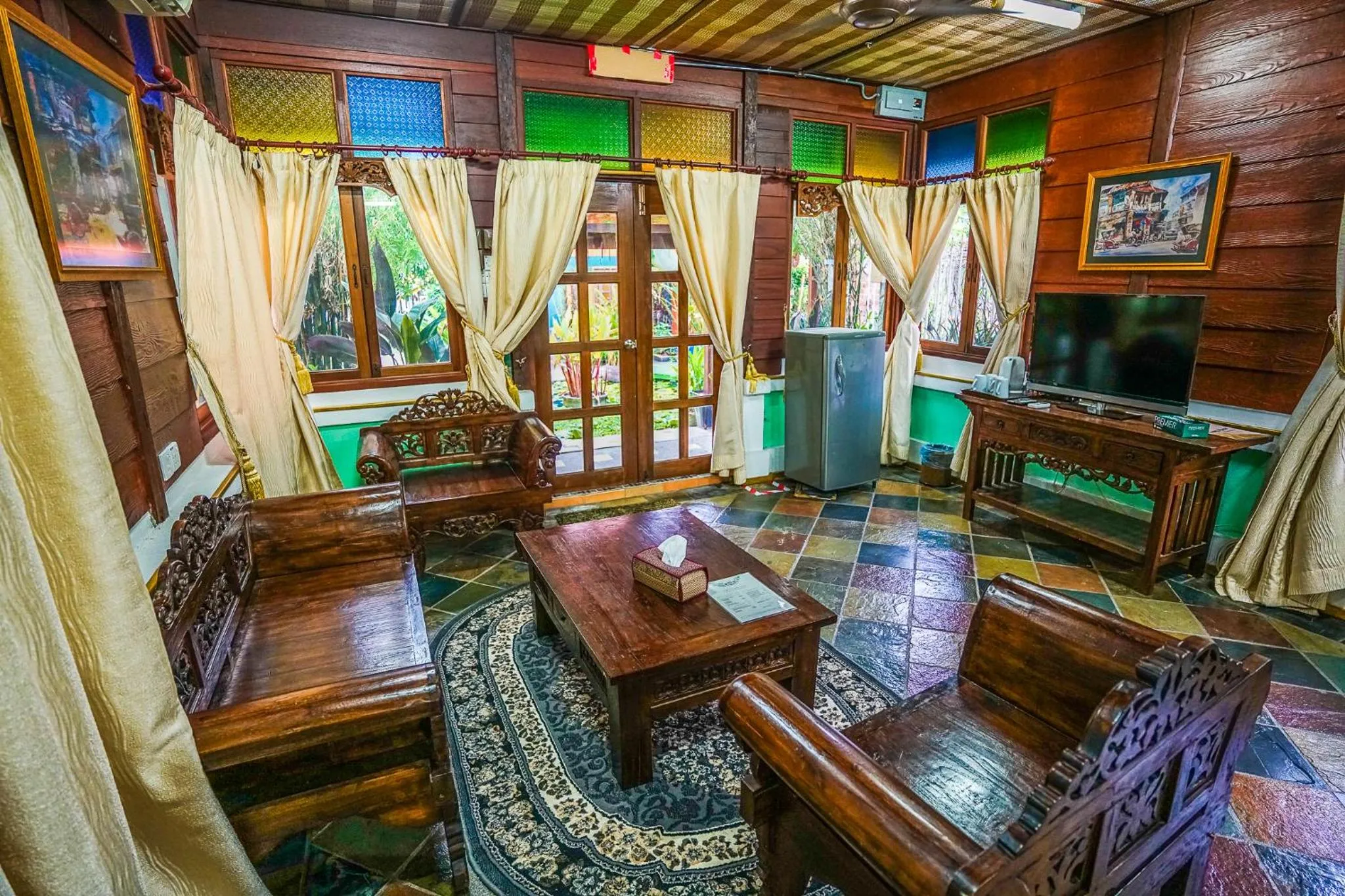 Living room in Lost Paradise Resort