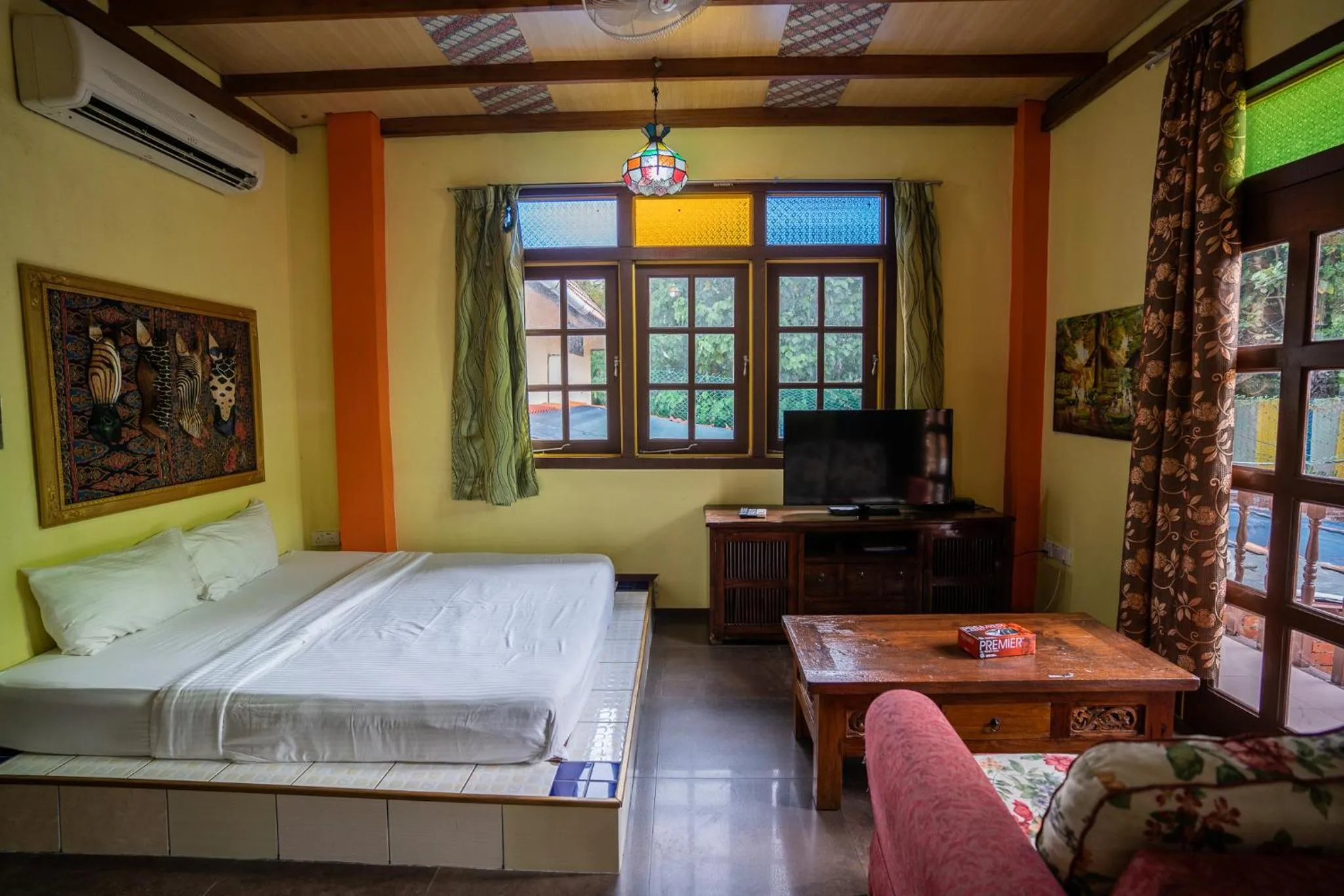 Photo of the whole room, Bed in Lost Paradise Resort