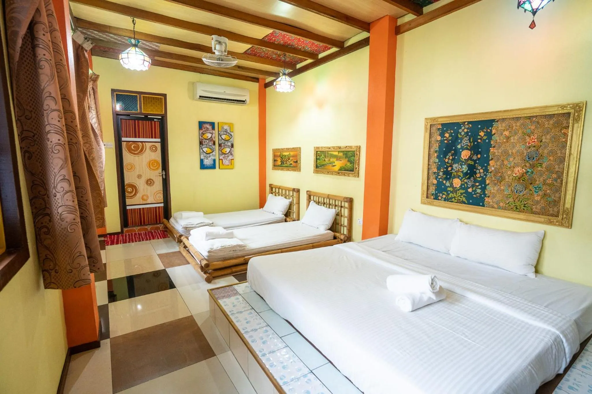 Photo of the whole room, Bed in Lost Paradise Resort