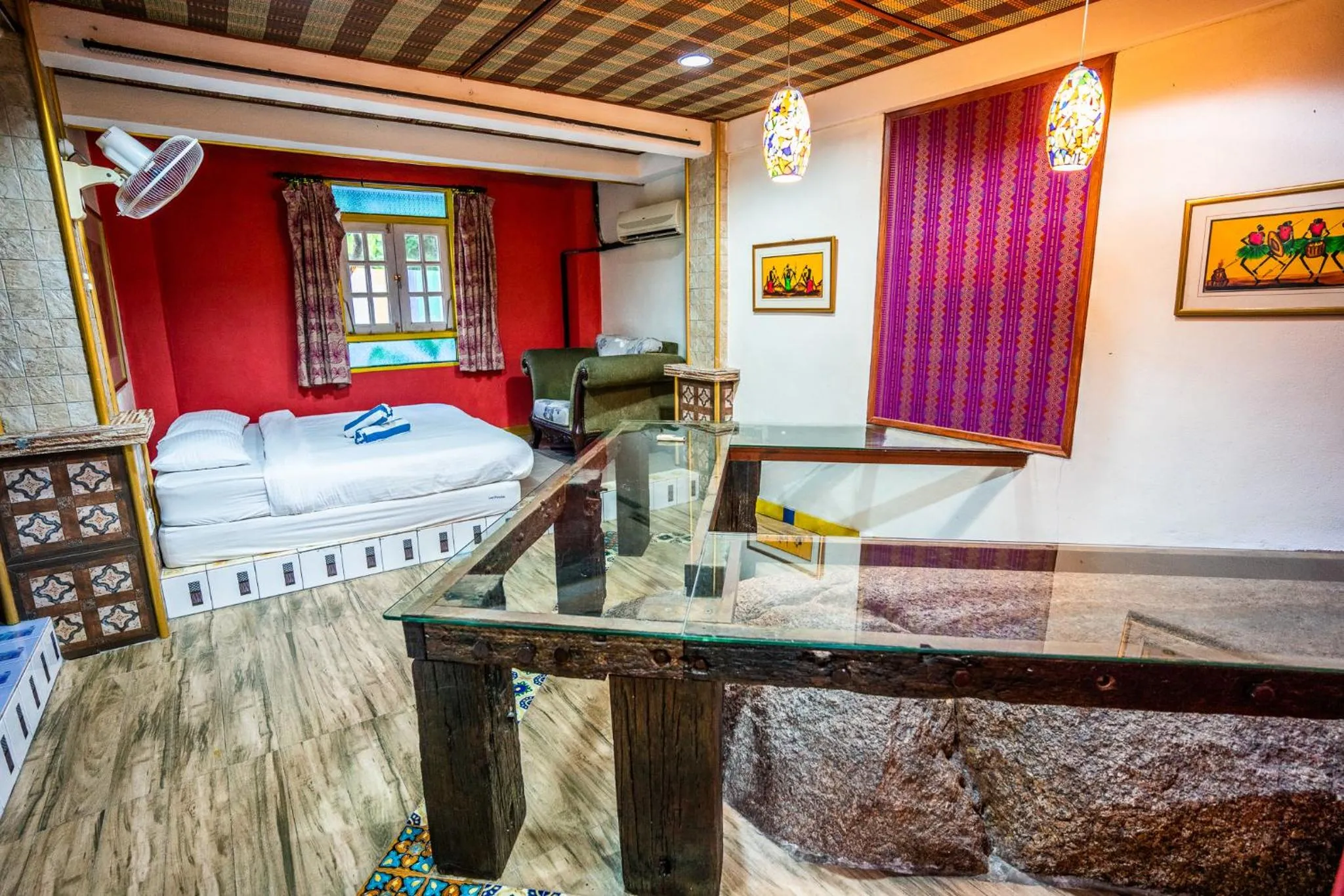 Photo of the whole room, Bed in Lost Paradise Resort