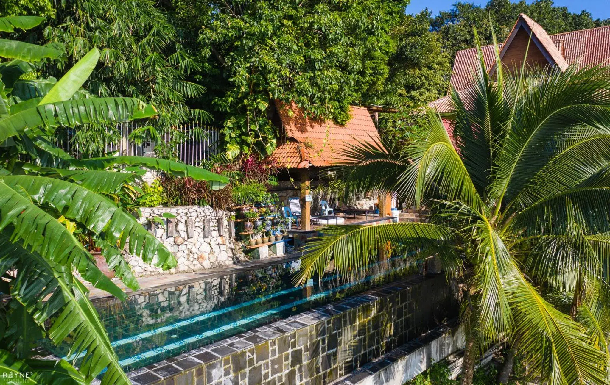 Pool view in Lost Paradise Resort Pool view in Lost Paradise Resort