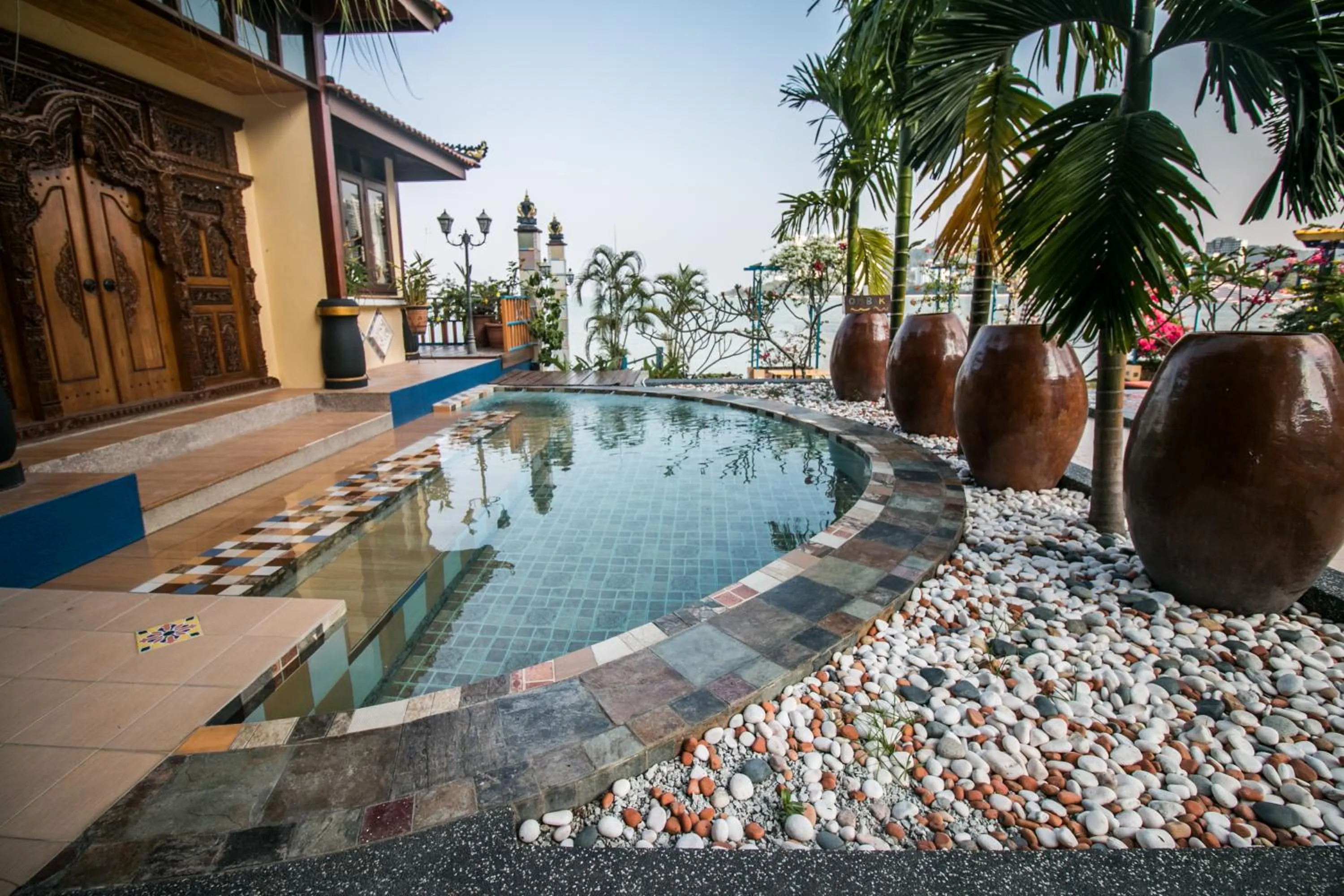 Swimming pool in Lost Paradise Resort