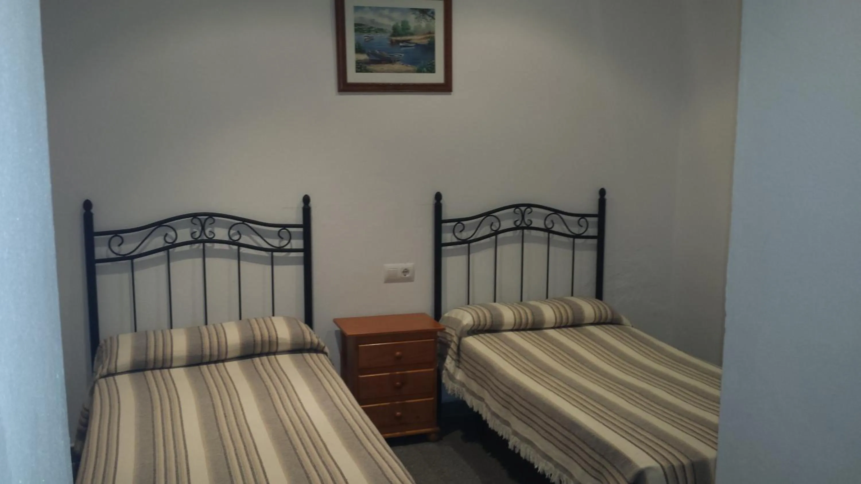 Twin Room in Hostal Cuesta de Belén