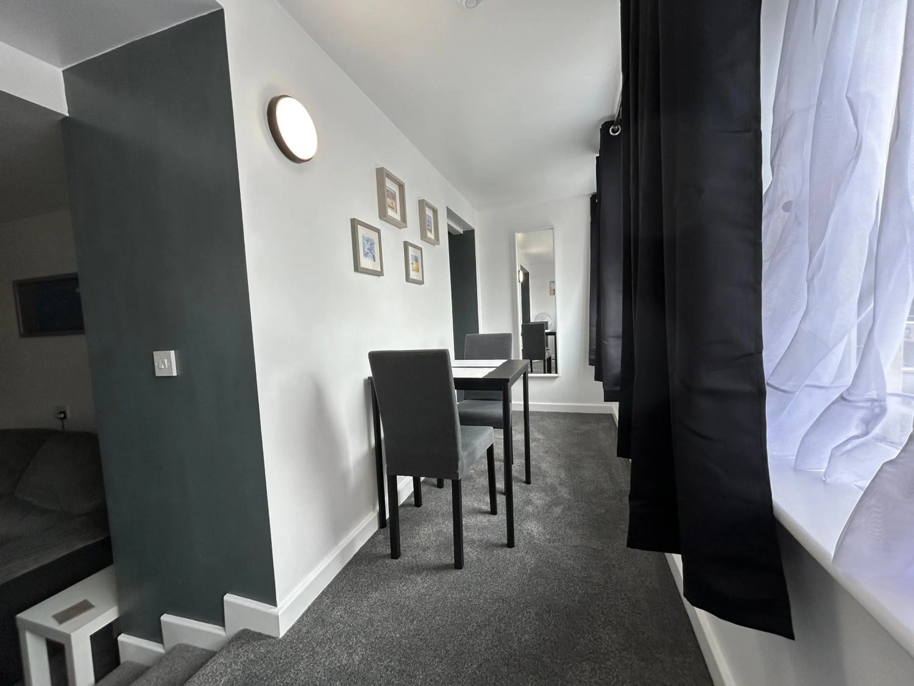 Dining area in The Royal Clarence Hotel (on the Seafront)