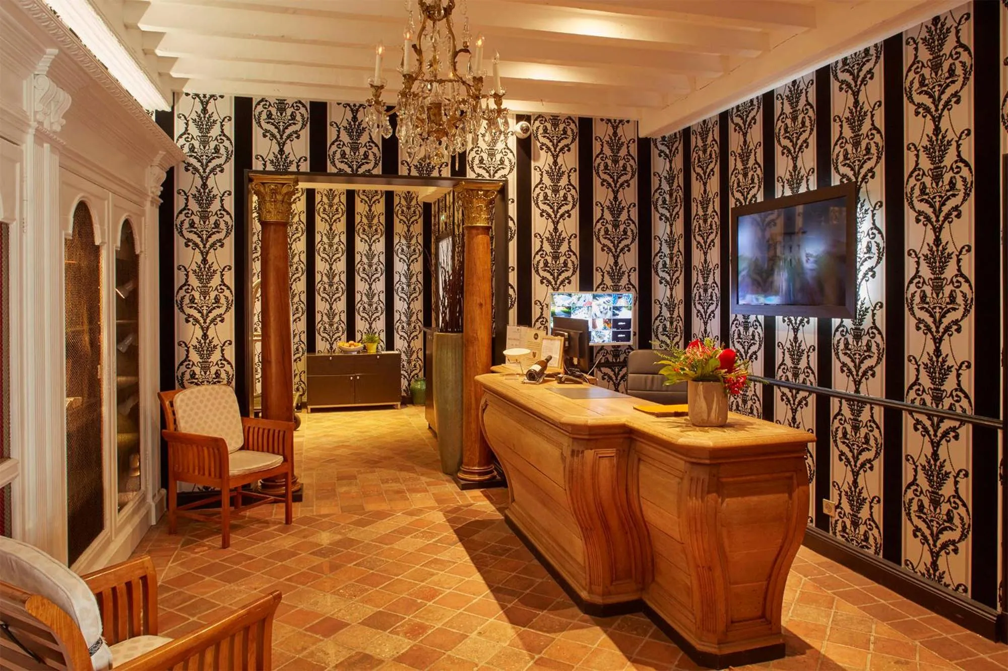 Lobby or reception in Château de Candie