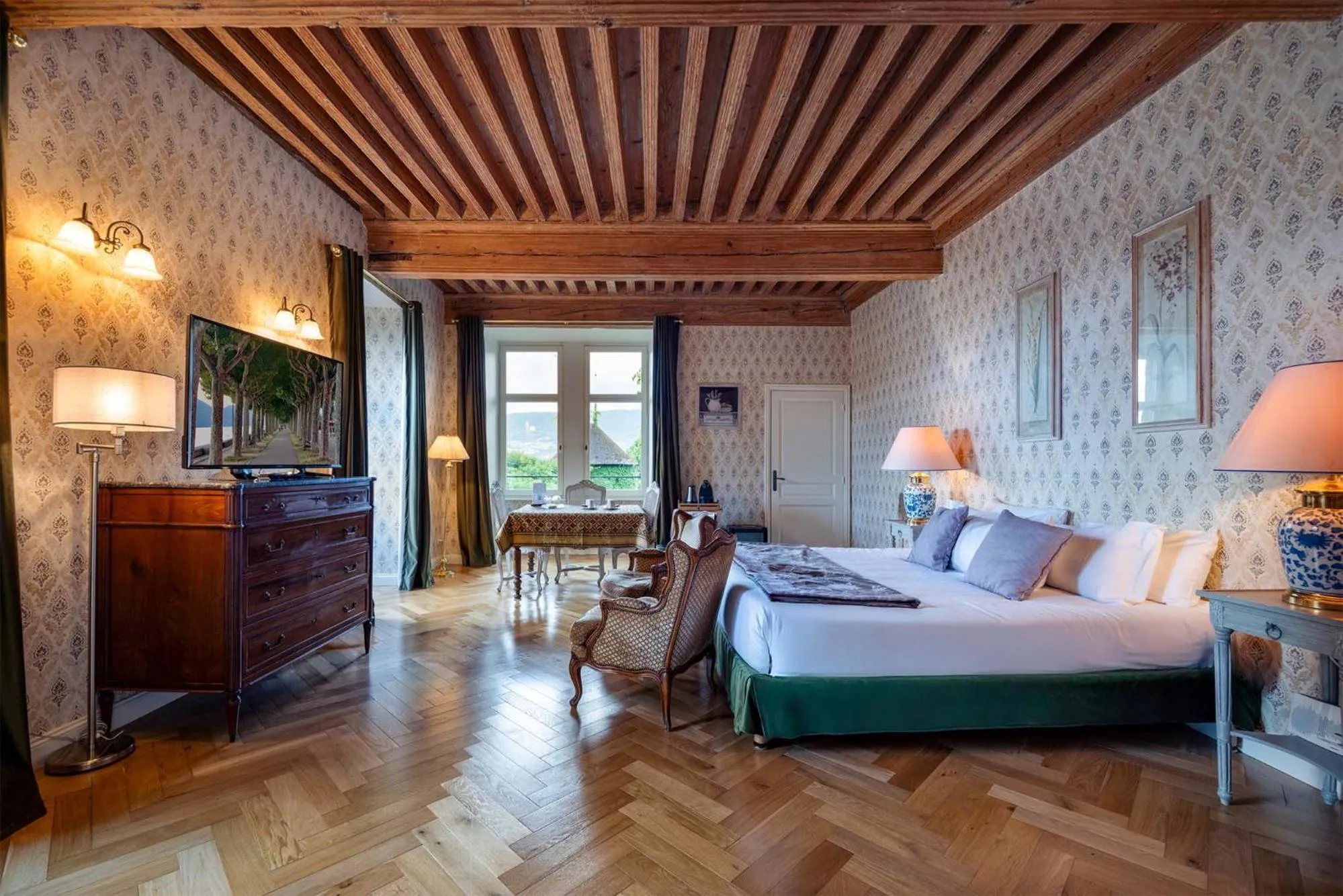 Bed in Château de Candie