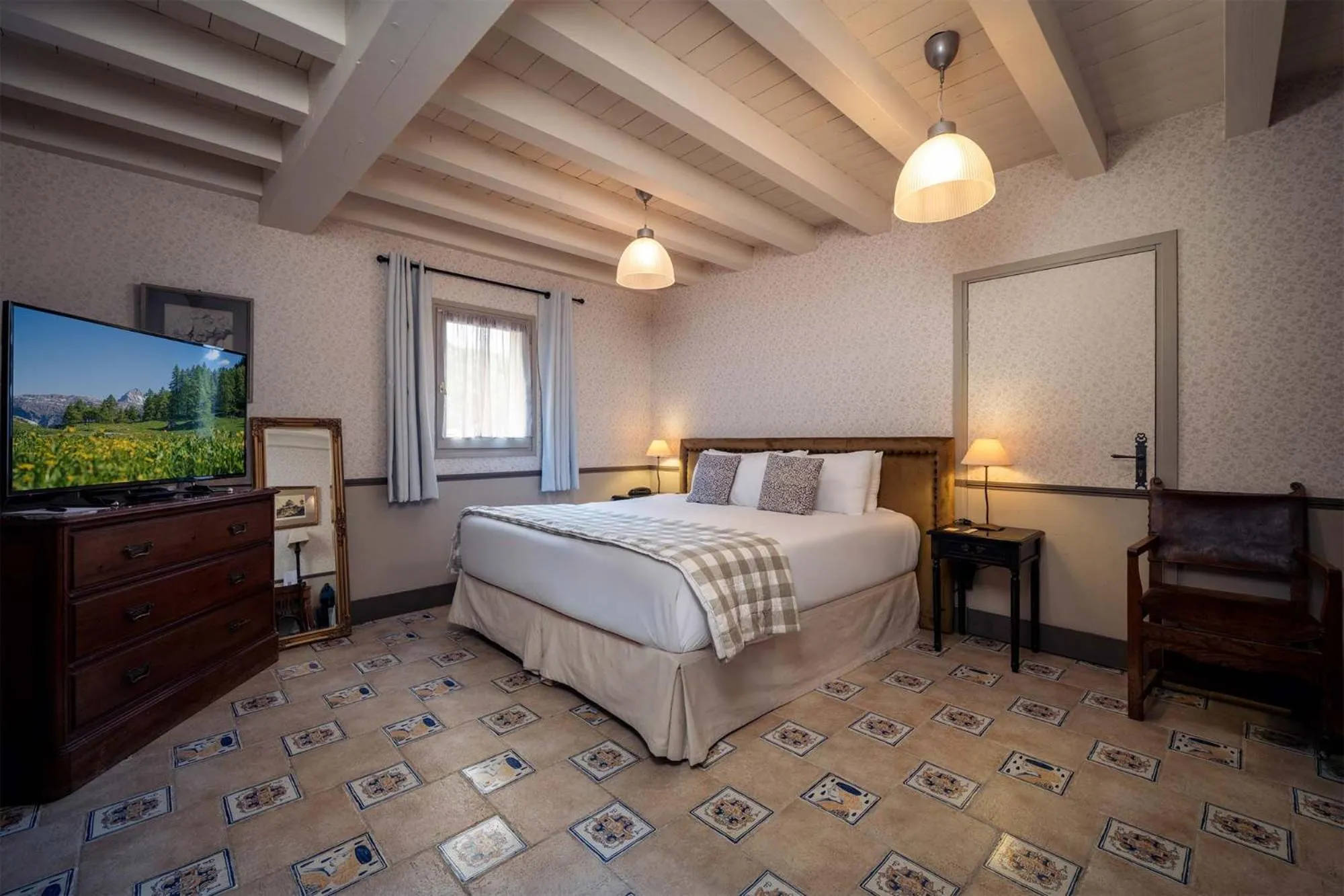 Bed in Château de Candie