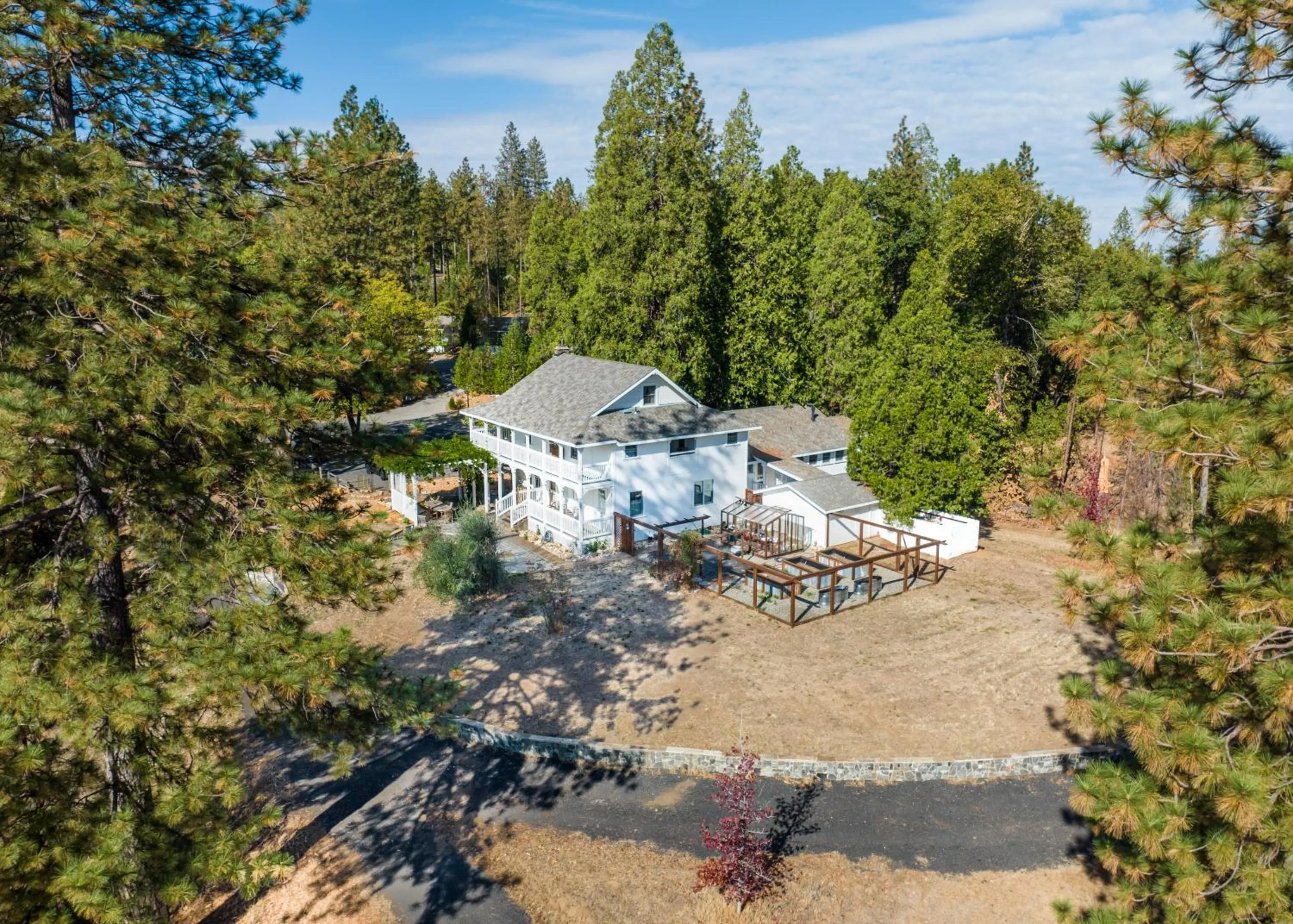 Property building in Inn at Sugar Pine Ranch