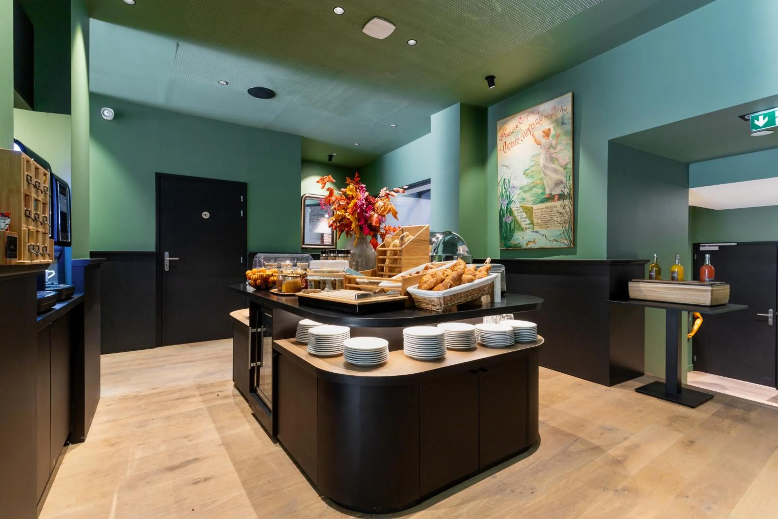 Buffet breakfast in Brueghel