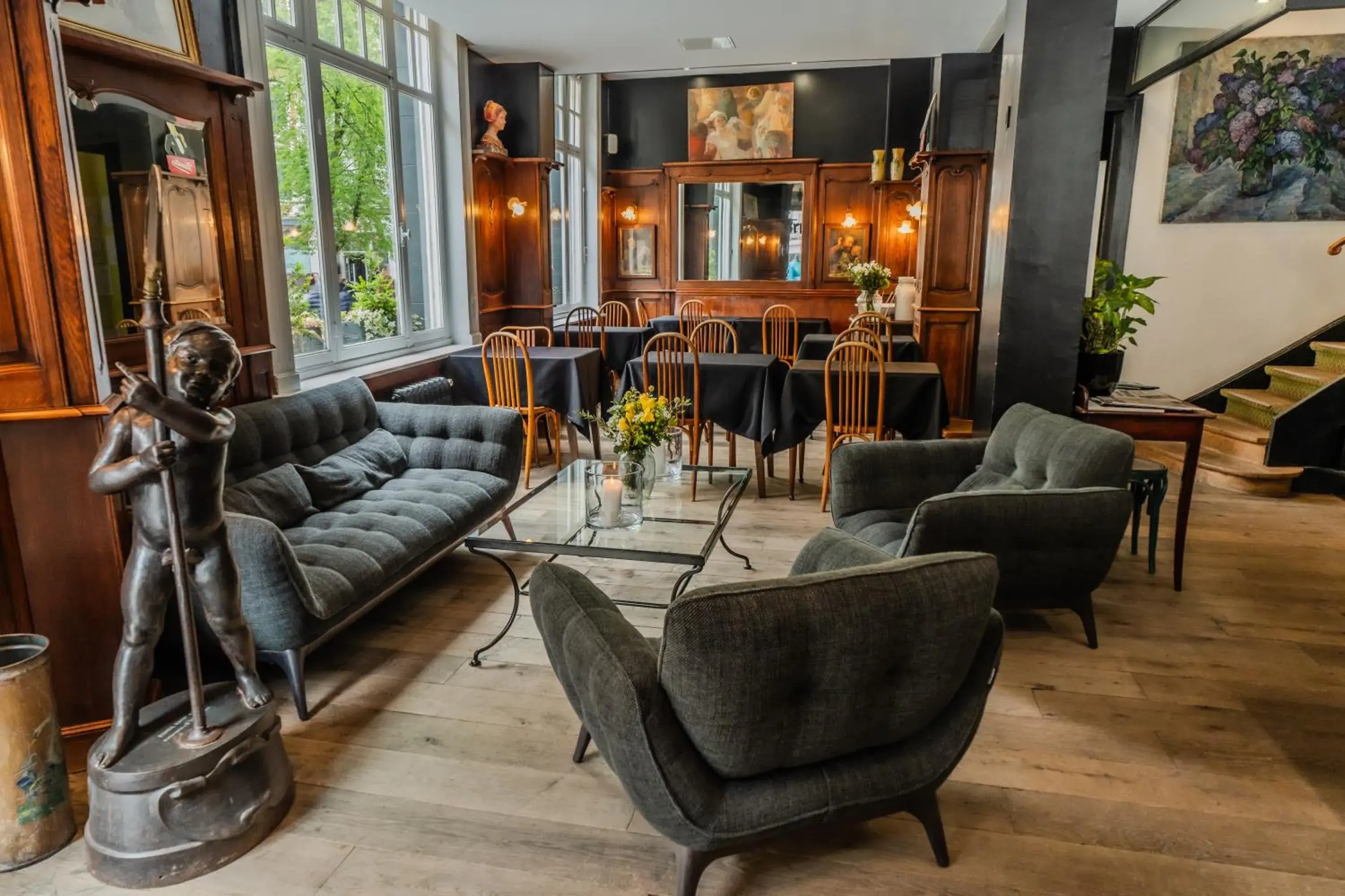 Living room in Brueghel Living room in Brueghel