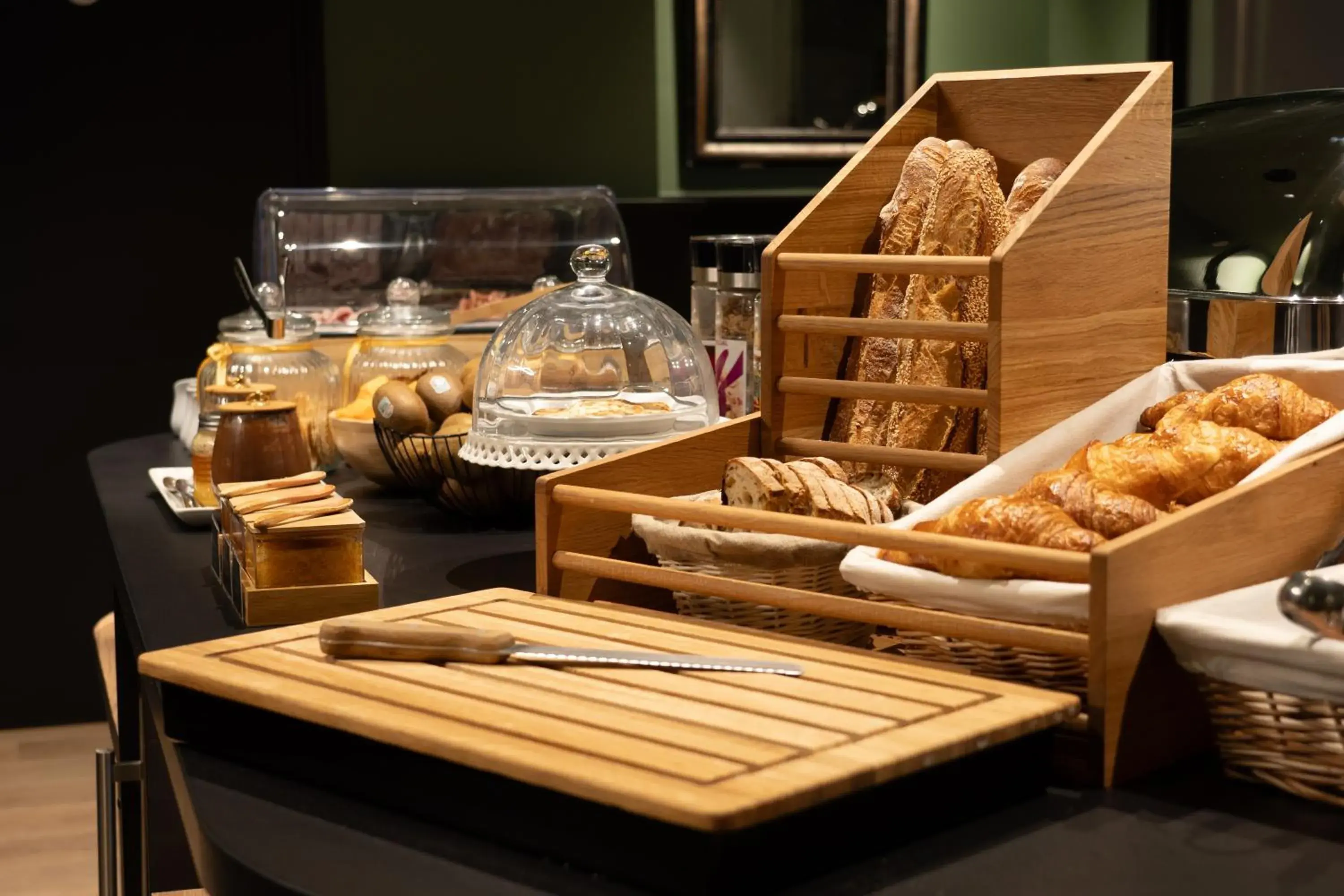 Buffet breakfast in Brueghel Buffet breakfast in Brueghel