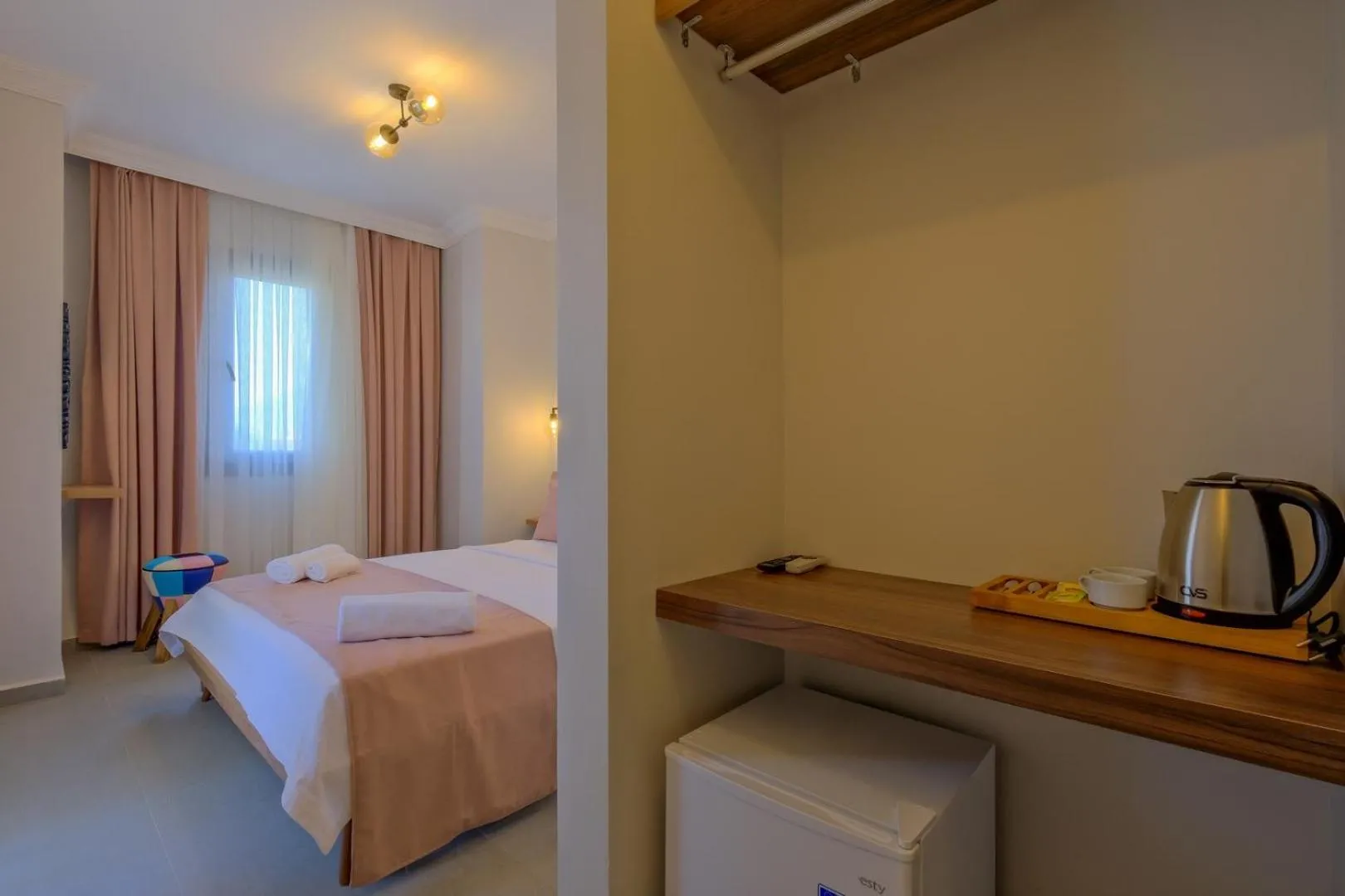 Photo of the whole room, Bed in Ciello Suites Hotel