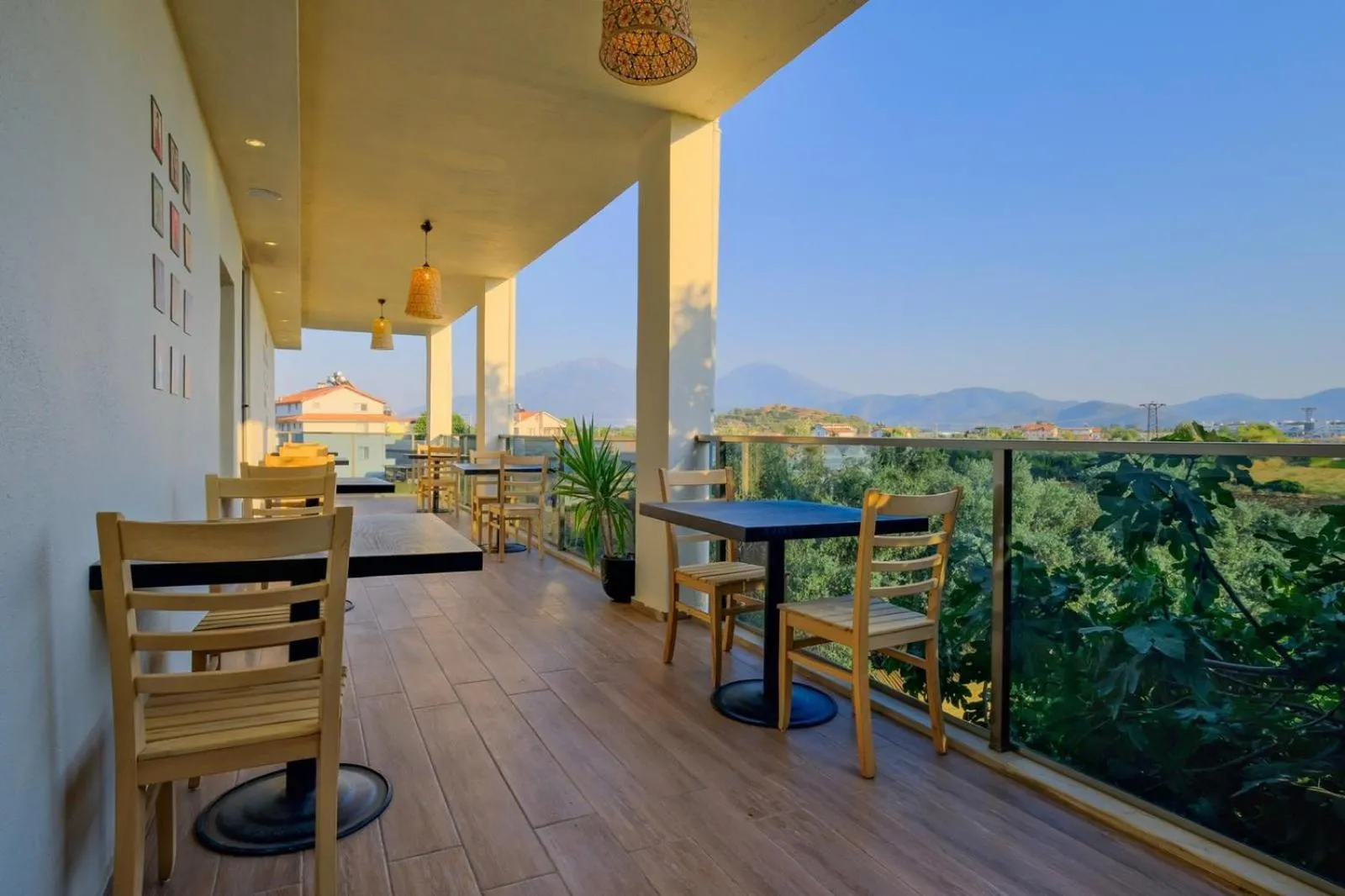 Dining area in Ciello Suites Hotel