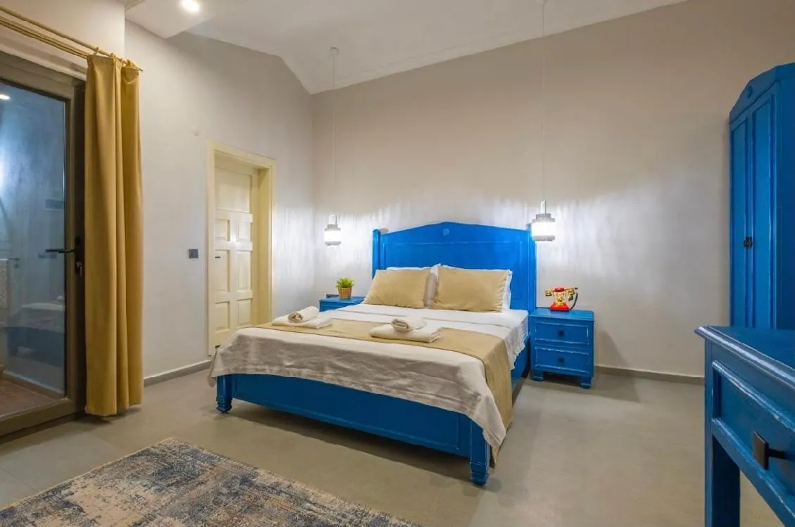 Photo of the whole room, Bed in Ciello Suites Hotel