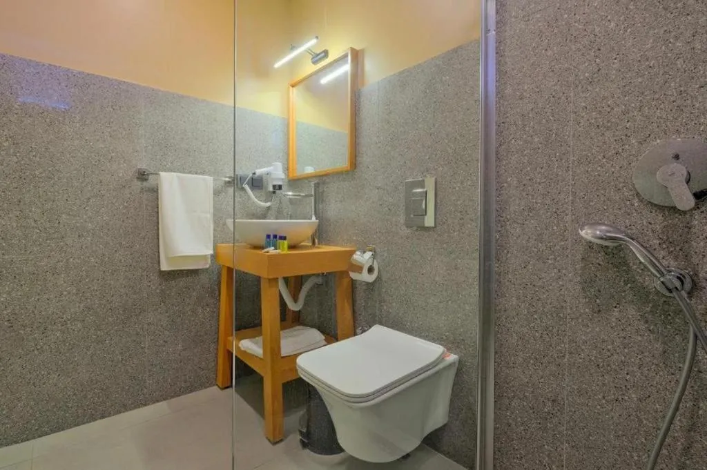 Bathroom in Ciello Suites Hotel