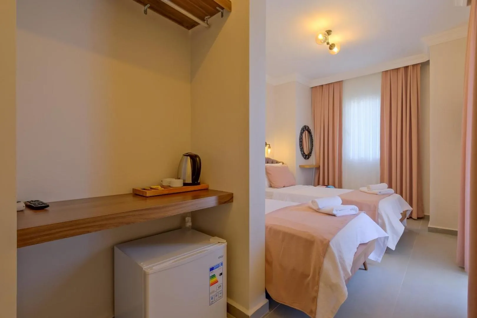Photo of the whole room, Bed in Ciello Suites Hotel