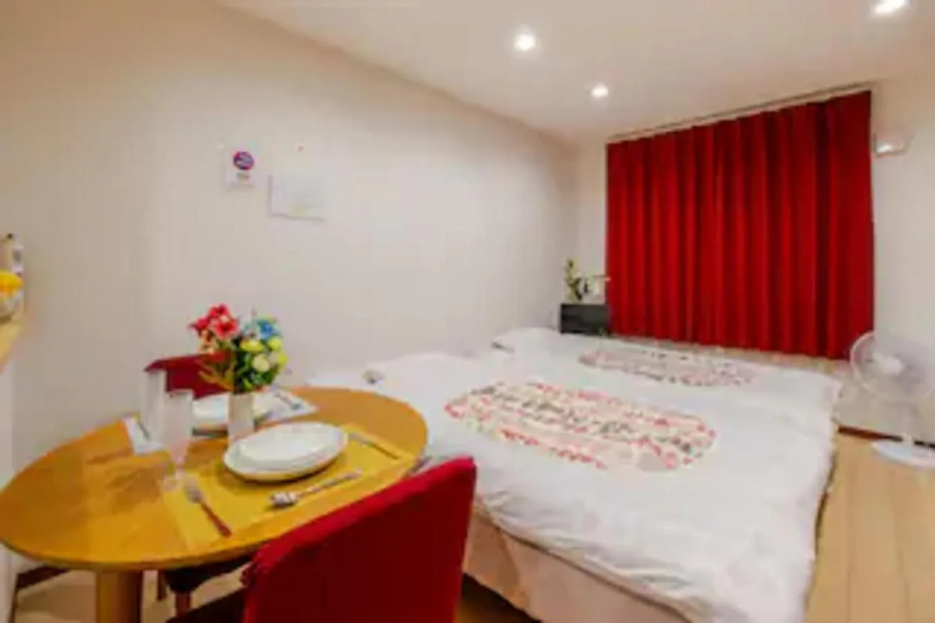 Bedroom, Bed in Kanazawa-Hachitabi akane