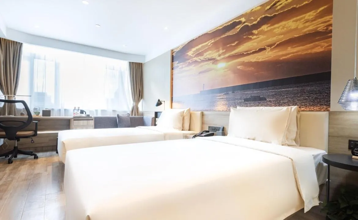Bed in Atour Hotel Weihai City Center