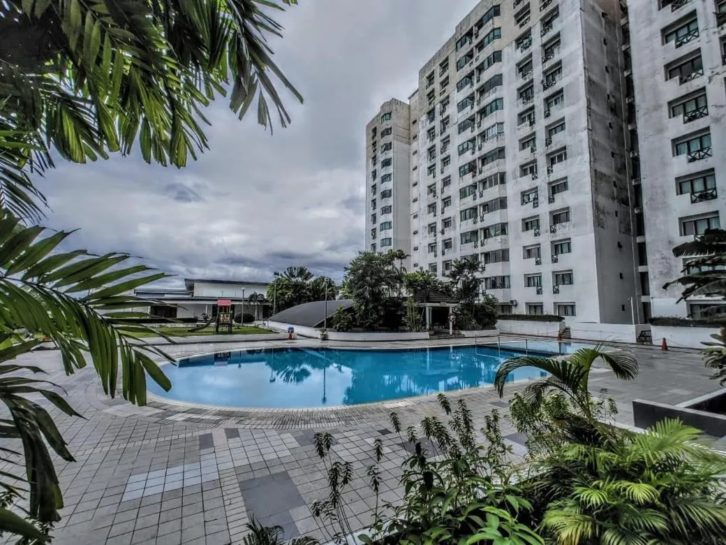 Likas Square - KK Apartment Suite