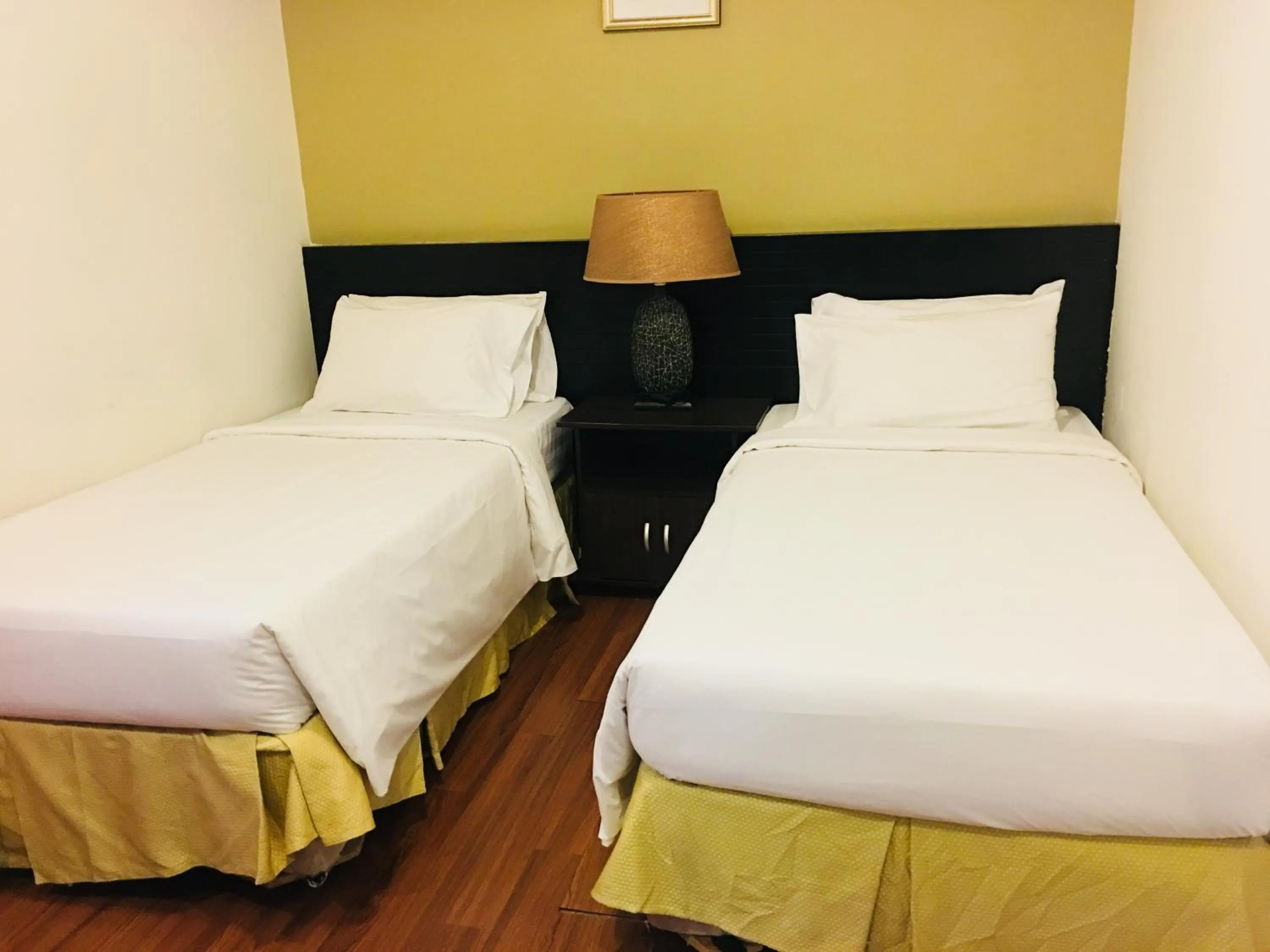 Bed in Likas Square - KK Apartment Suite