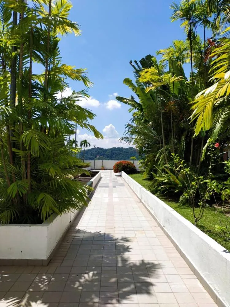 Likas Square - KK Apartment Suite