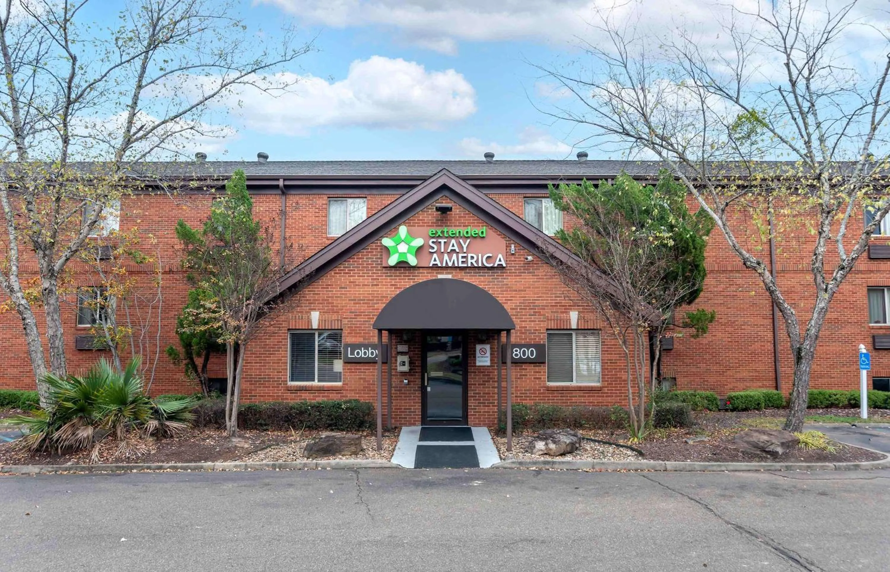 Property building in Extended Stay America Suites - Jackson - Ridgeland