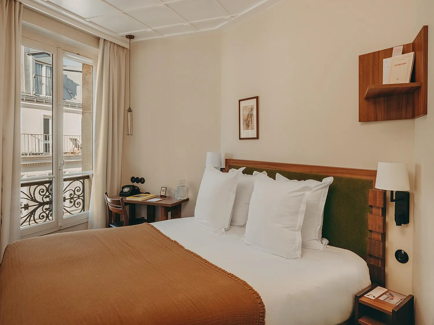 Bedroom, Bed in Hôtel du Savoir