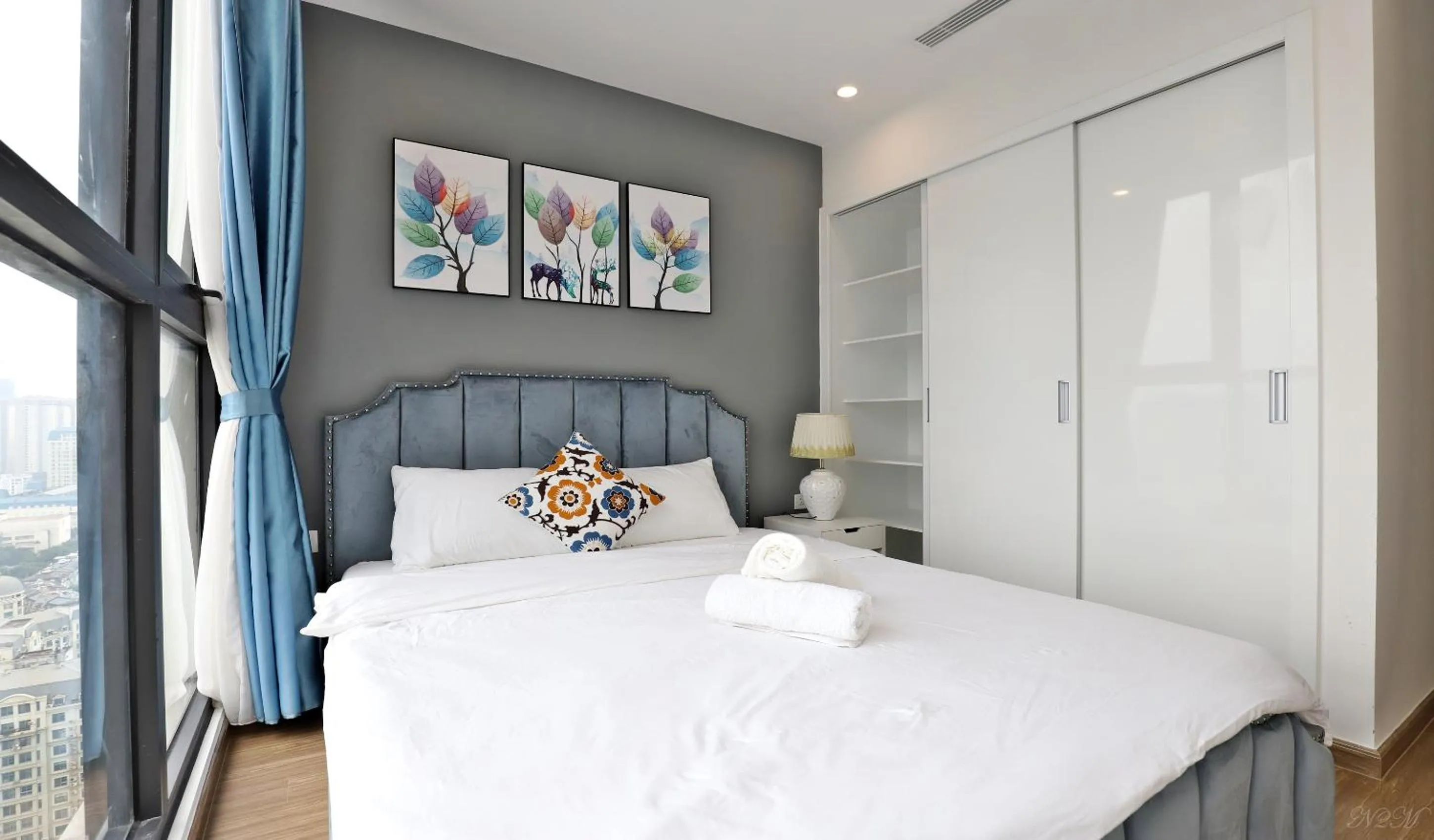 Bed in QMP - Vinhomes Skylake