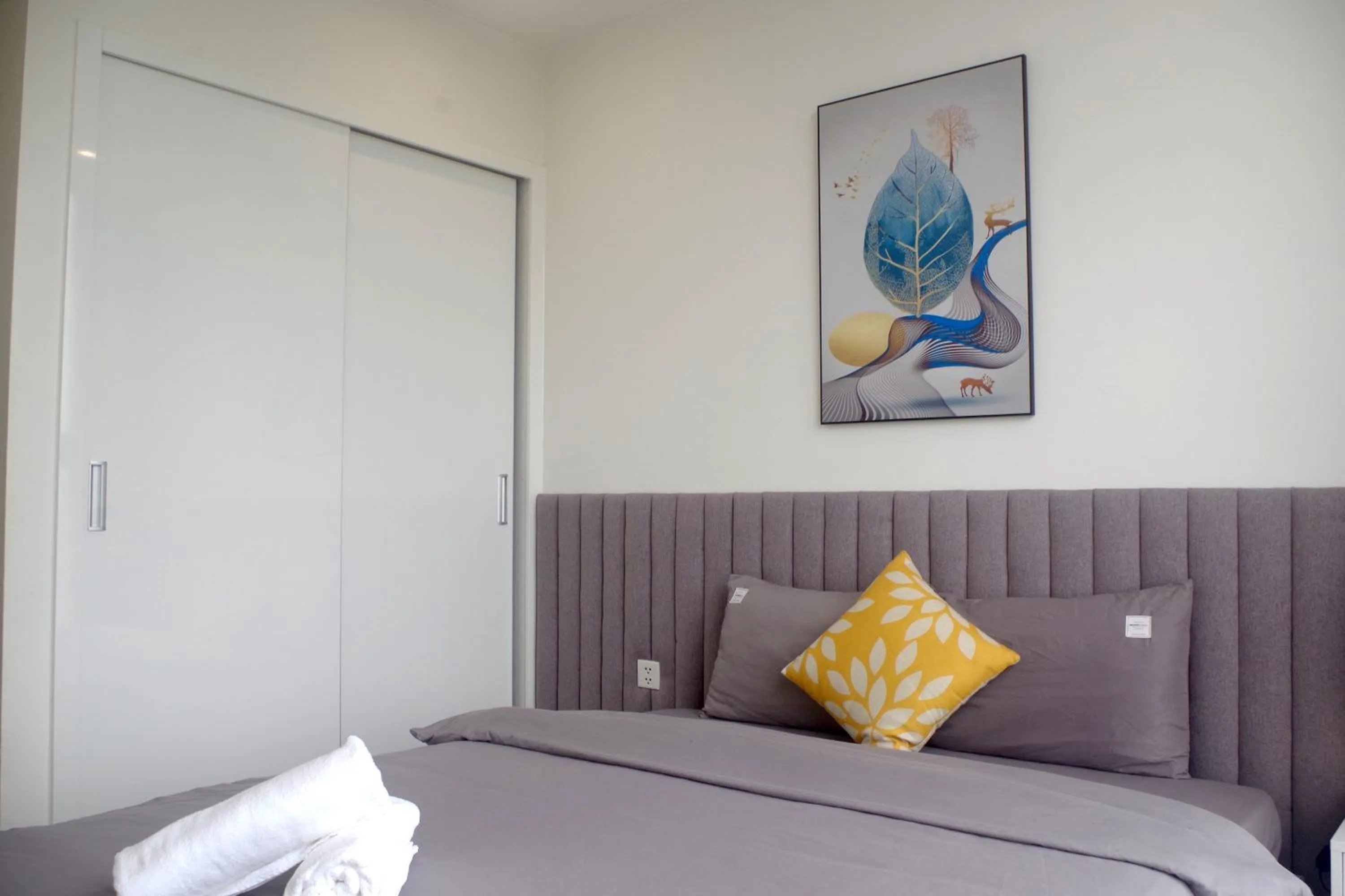 Bed in QMP - Vinhomes Skylake
