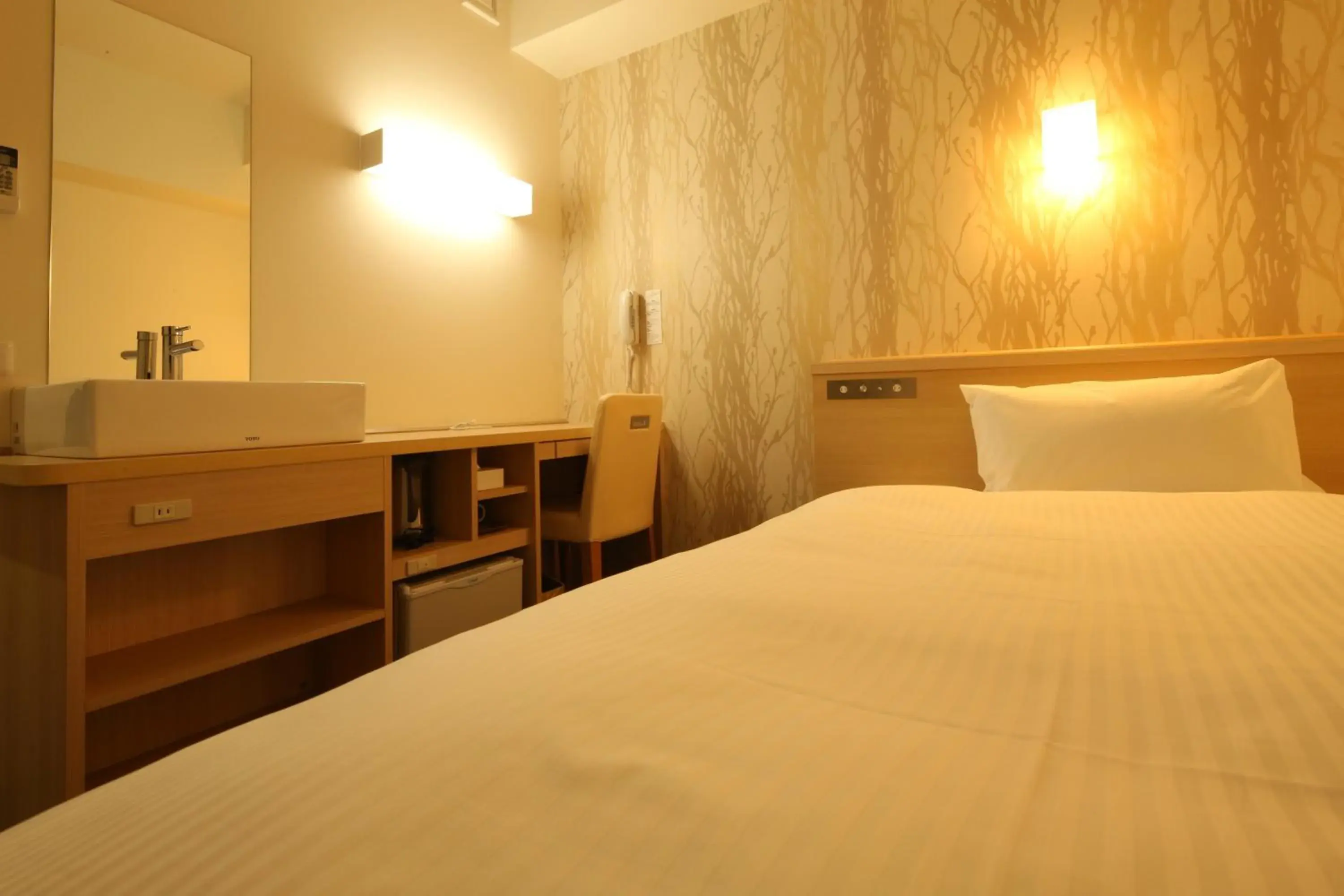 Photo of the whole room, Bed in AB Hotel Yukuhashi Photo of the whole room, Bed in AB Hotel Yukuhashi