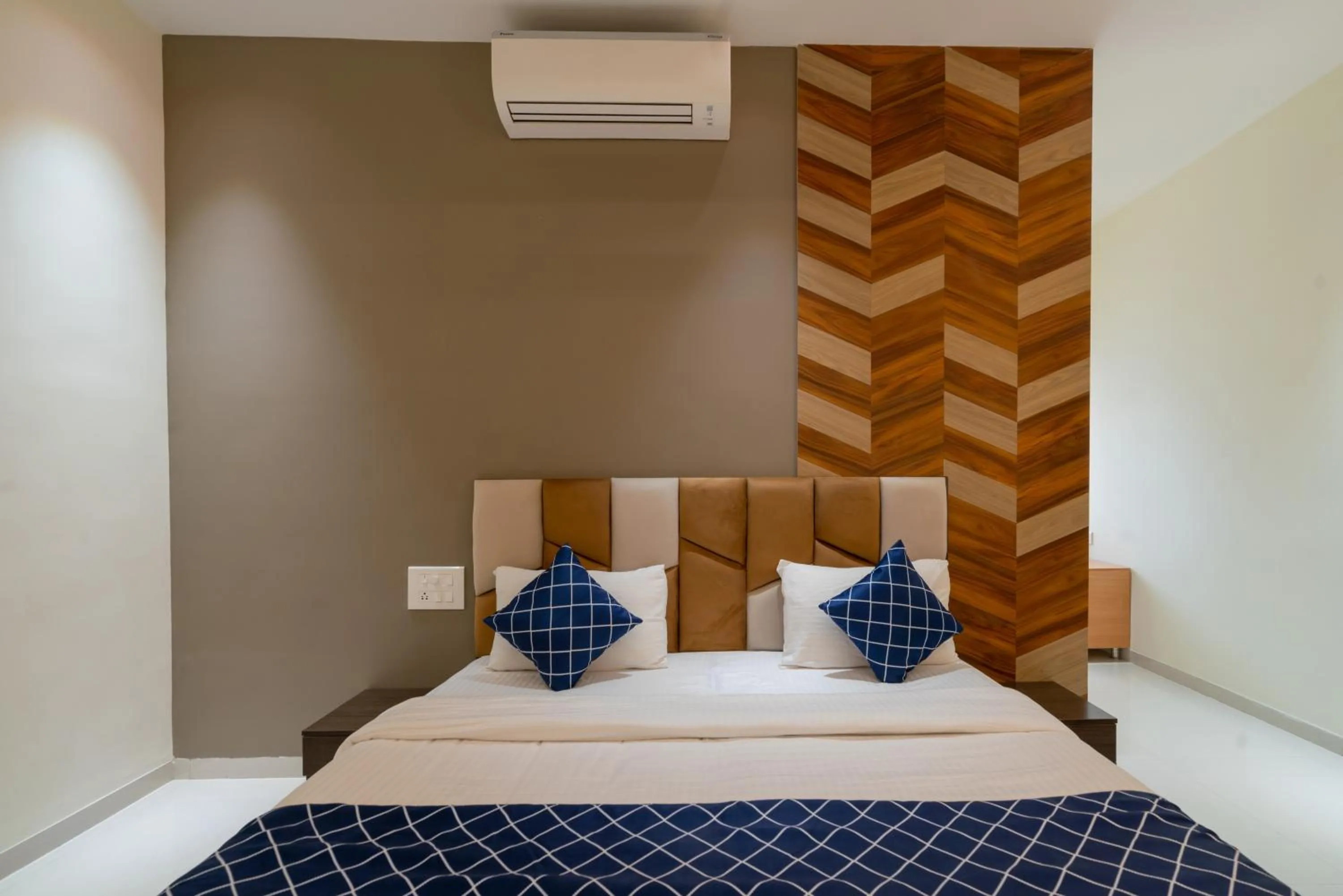 Bedroom, Bed in THE SURRYA MAX RESIDENCY