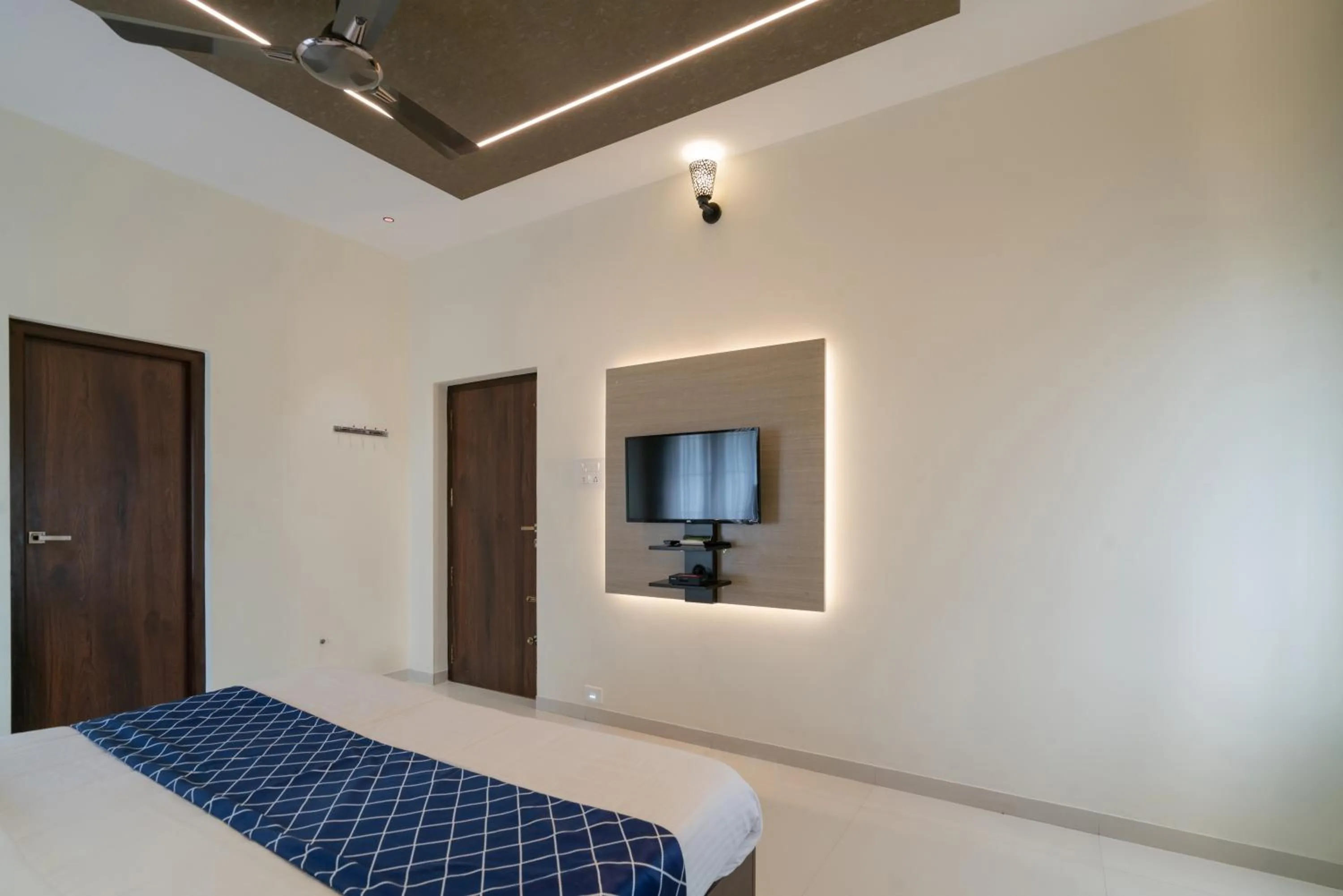 TV and multimedia, Bed in THE SURRYA MAX RESIDENCY