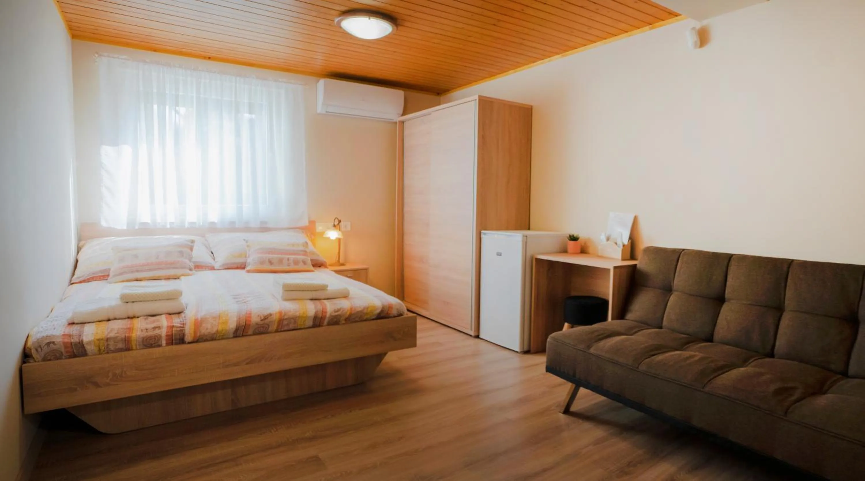 Photo of the whole room, Bed in Anna-Lak