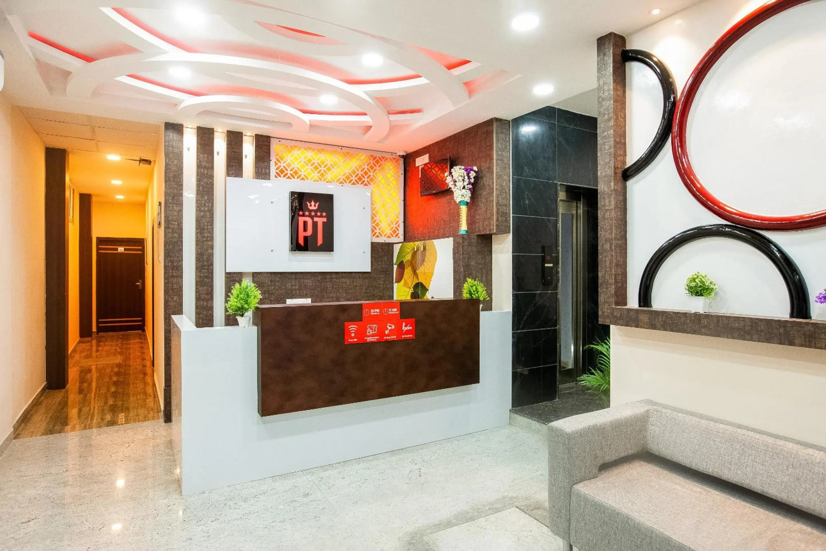 Lobby or reception in Hotel Park Tower