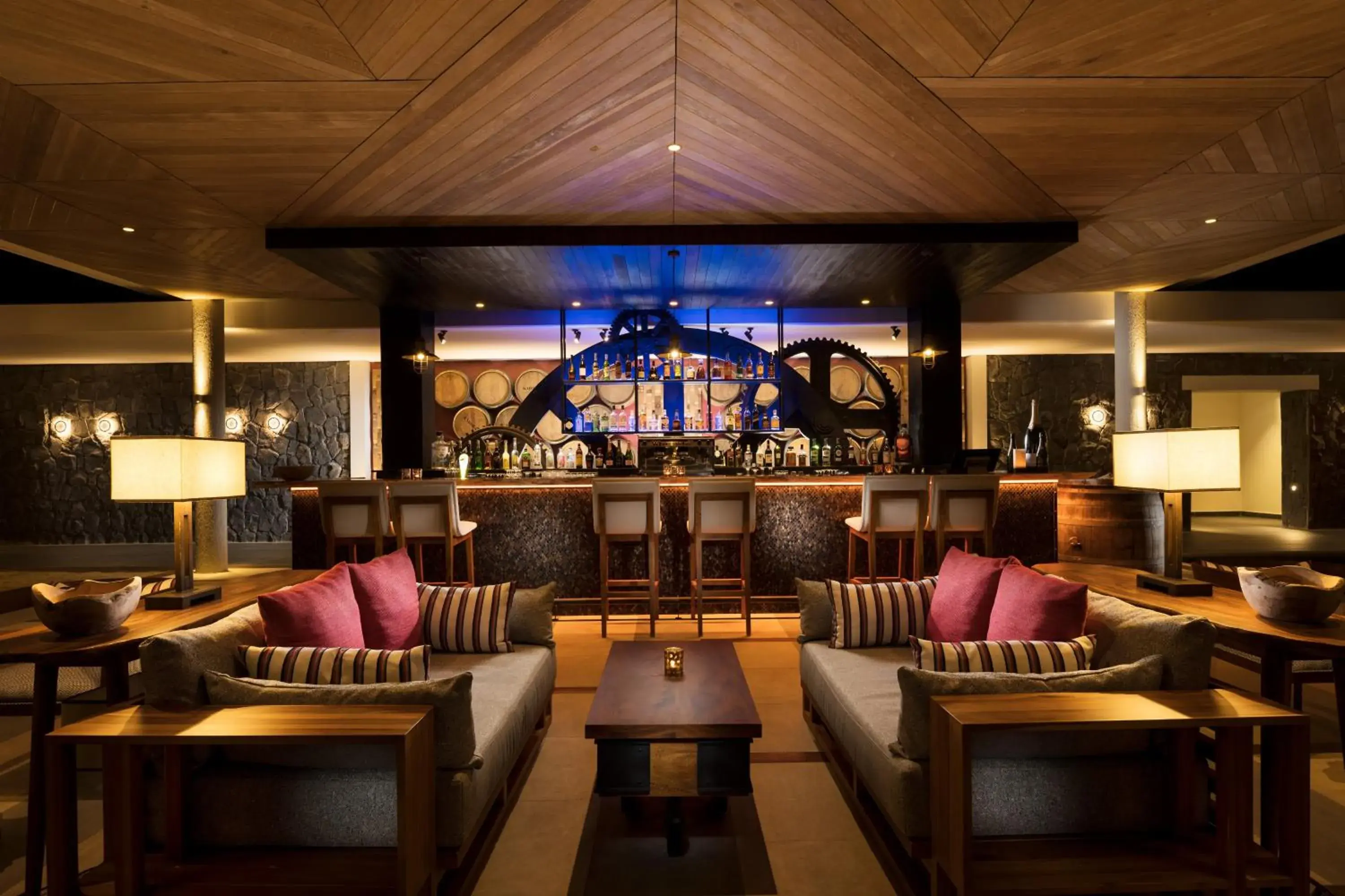 Lounge or bar in Anantara Iko Mauritius Resort & Villas Lounge or bar in Anantara Iko Mauritius Resort & Villas