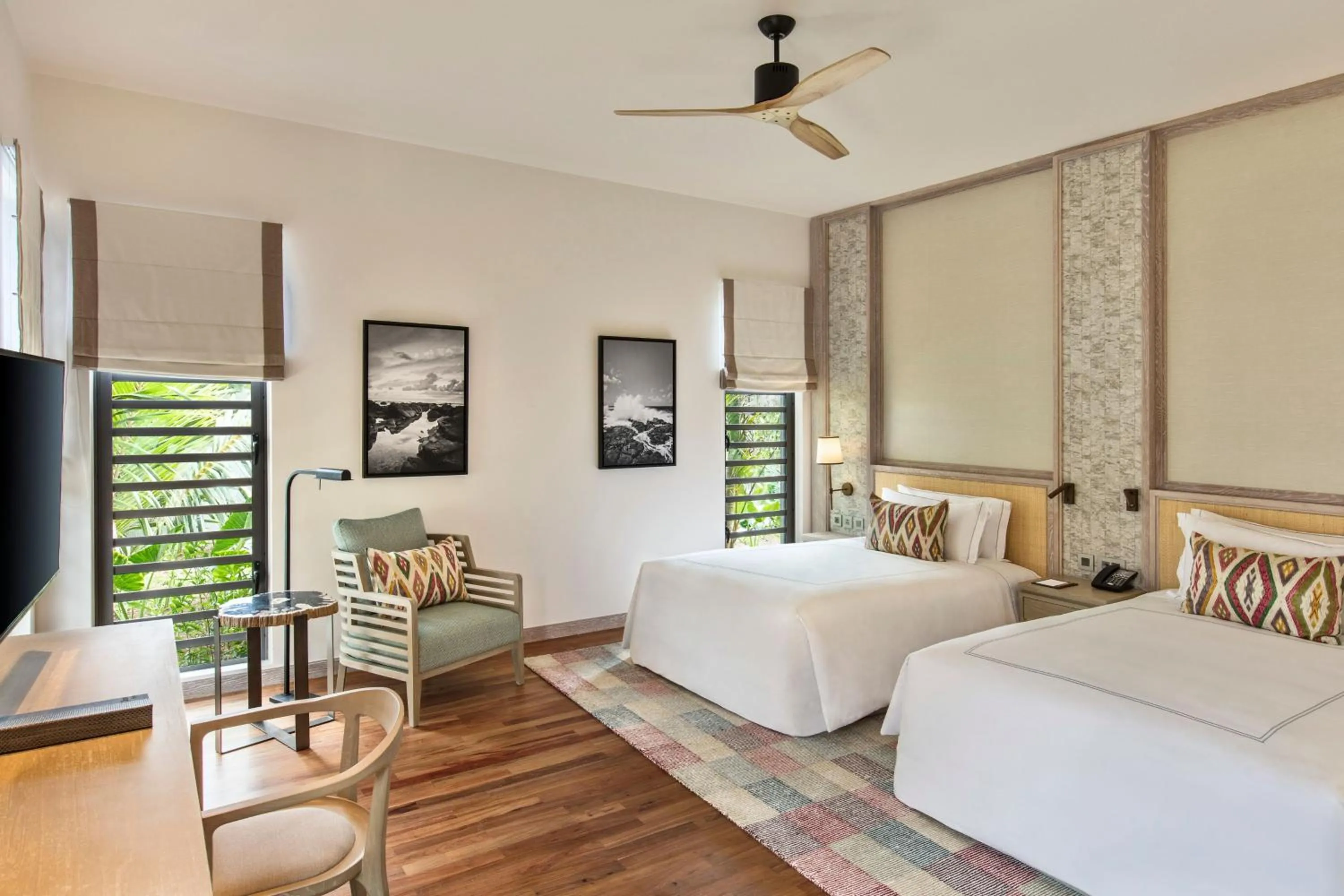 Bedroom, Bed in Anantara Iko Mauritius Resort & Villas