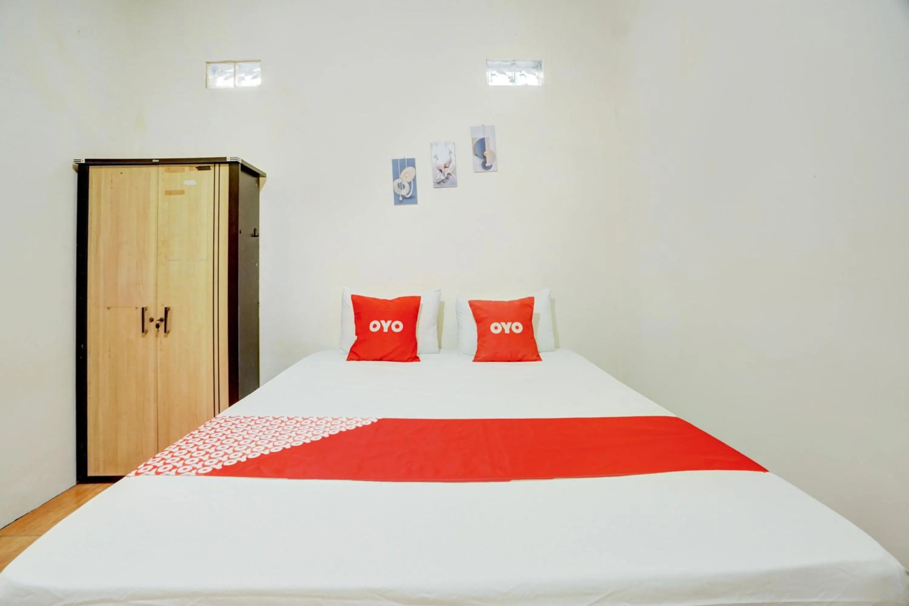 Bedroom in Petraya Residence Near City of tomorrow Mall